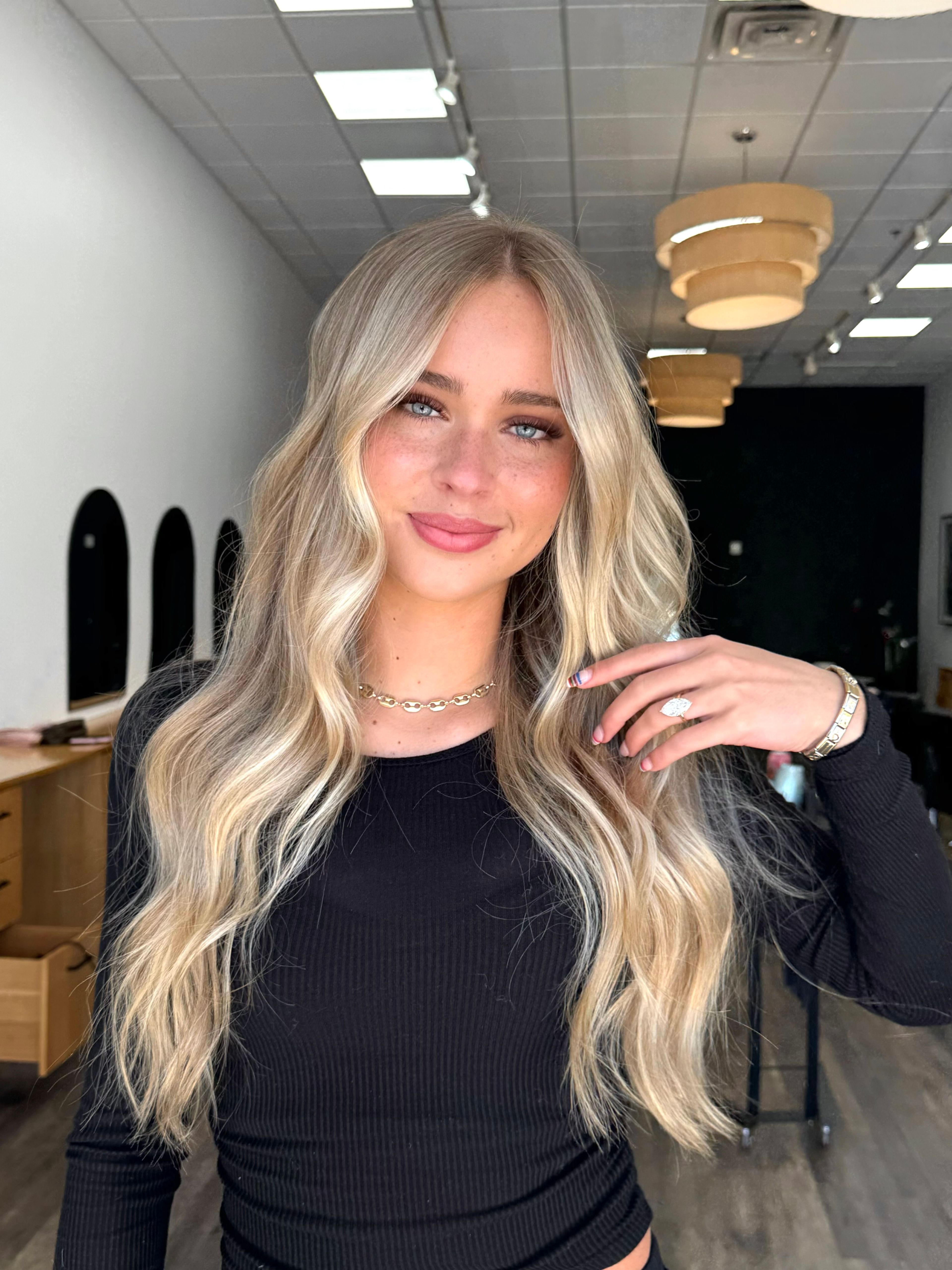 Quincy Youngs — Blondes ONESHOT Hair Awards entry