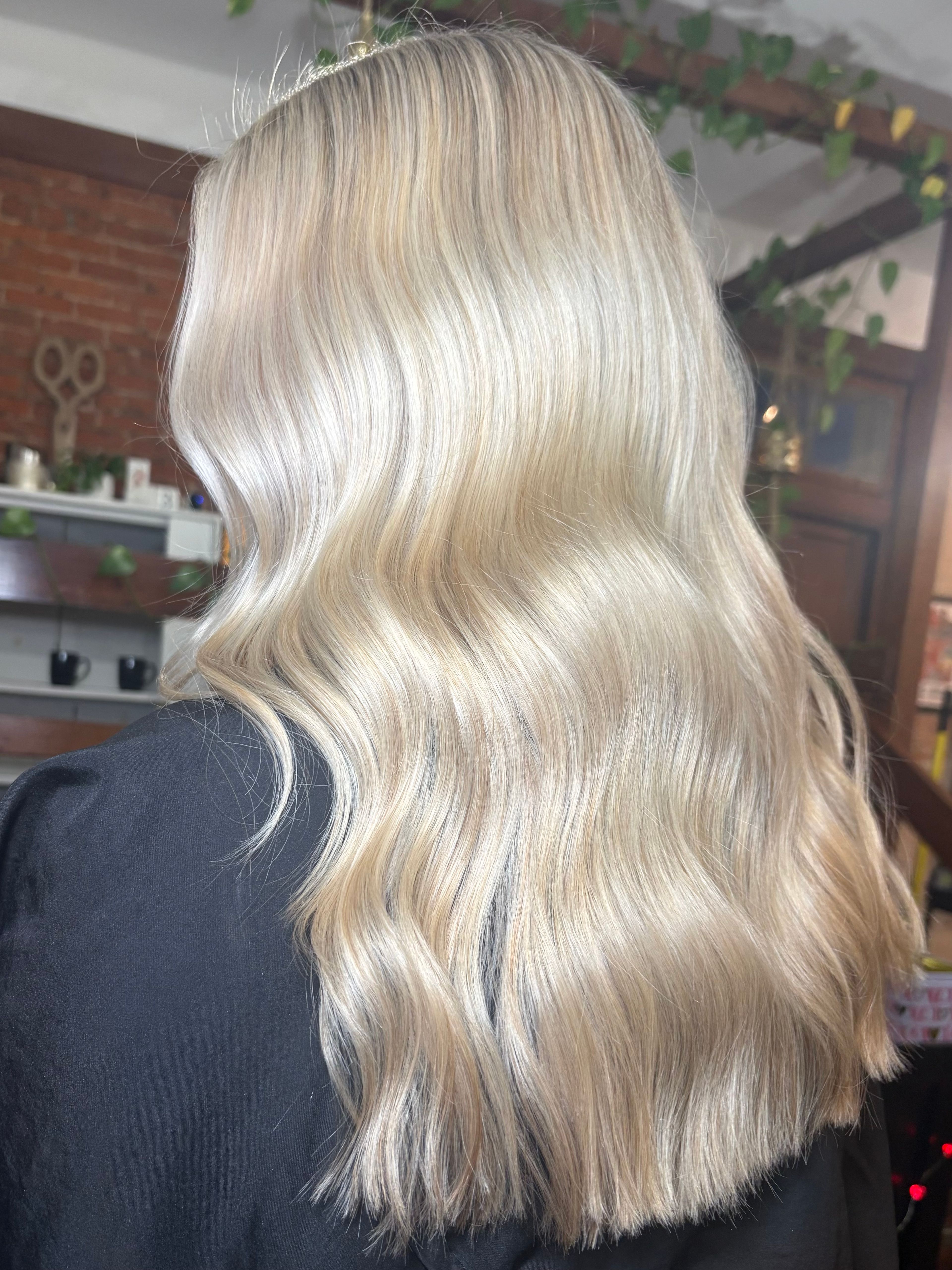 Olivia Broughton — Platinum ONESHOT Hair Awards entry