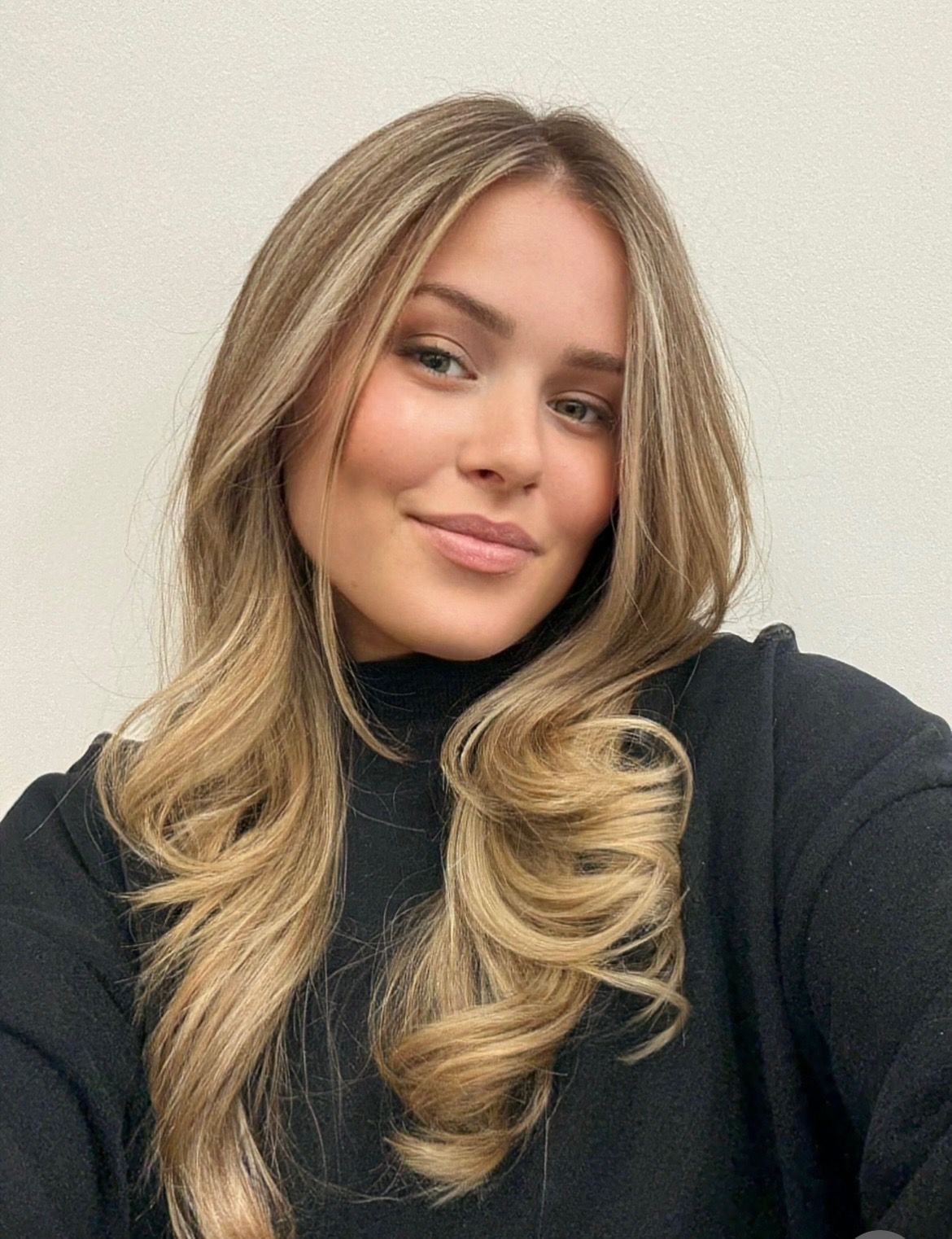 Vivian Polimeni — Warm Balayage ONESHOT Hair Awards entry