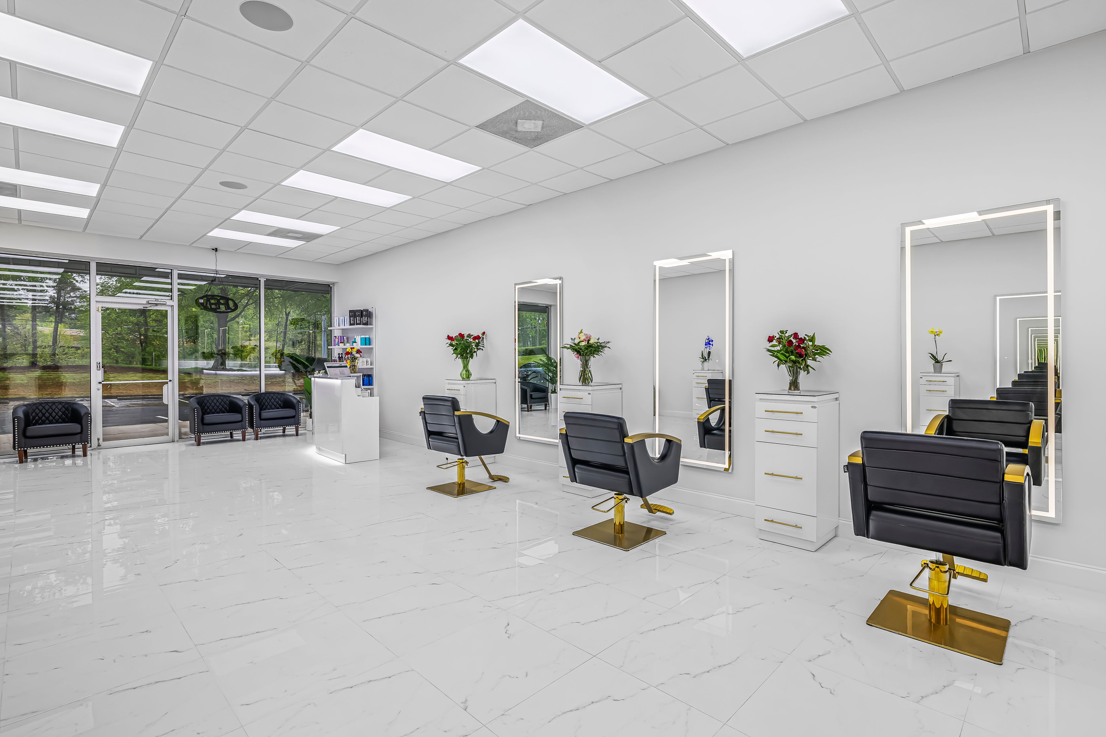 The 3 GrilsHairSalon — Salon Decor ONESHOT Hair Awards entry