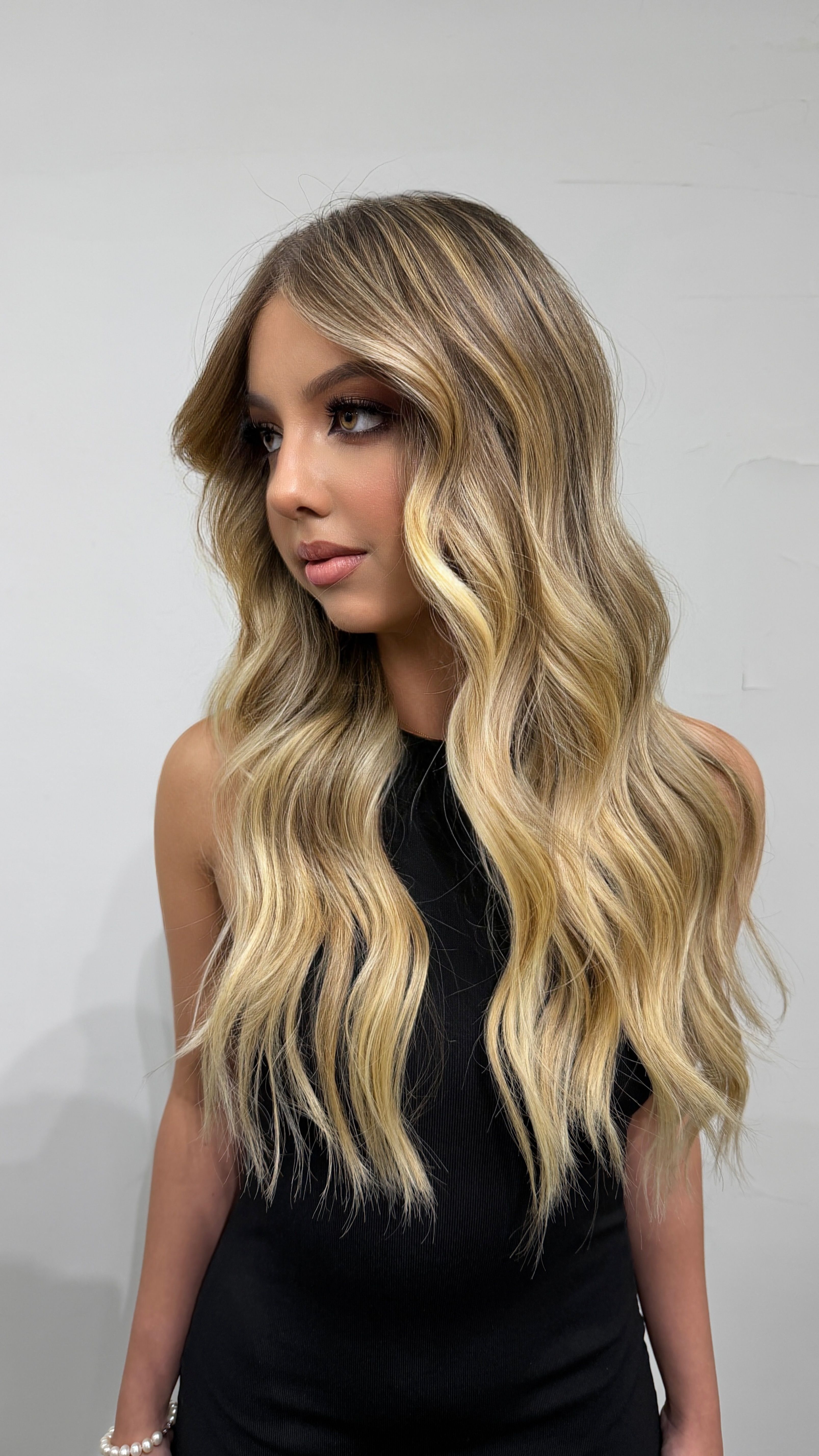Luis Alfredo Castro — Warm Balayage ONESHOT Hair Awards entry