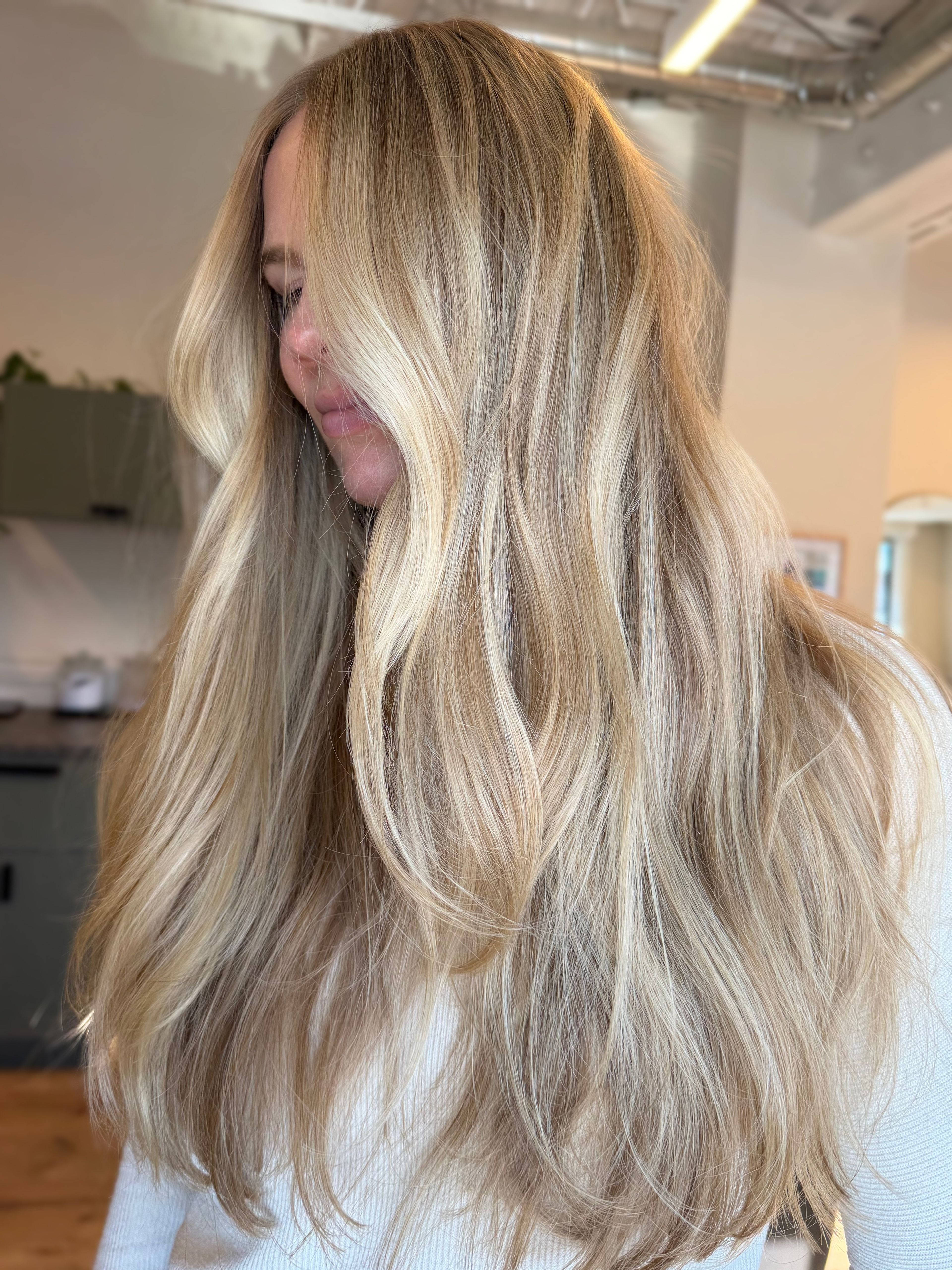 Domenic Gialleonardo — Blondes ONESHOT Hair Awards entry