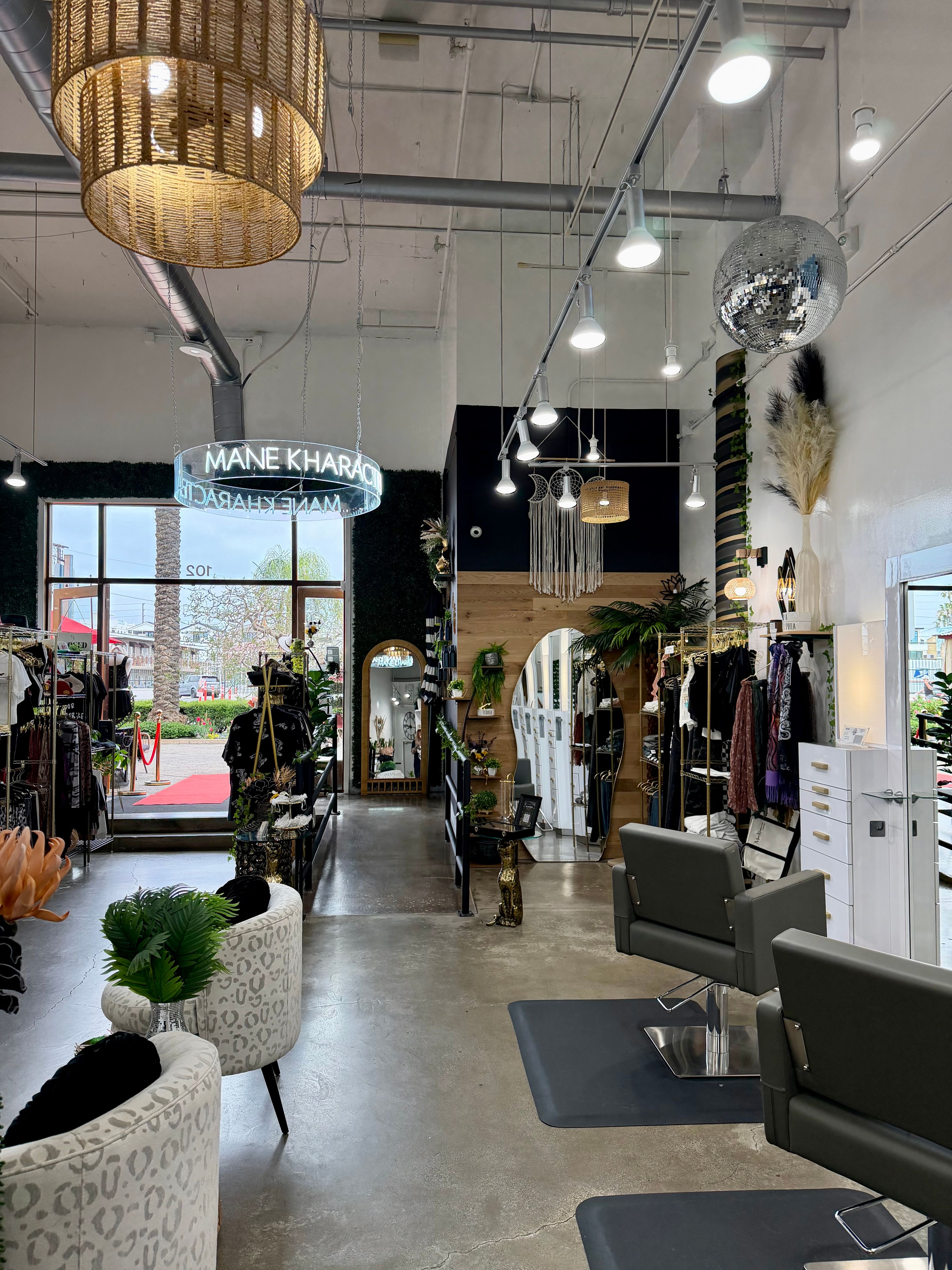 Mane Kharacter — Salon Decor ONESHOT Hair Awards entry