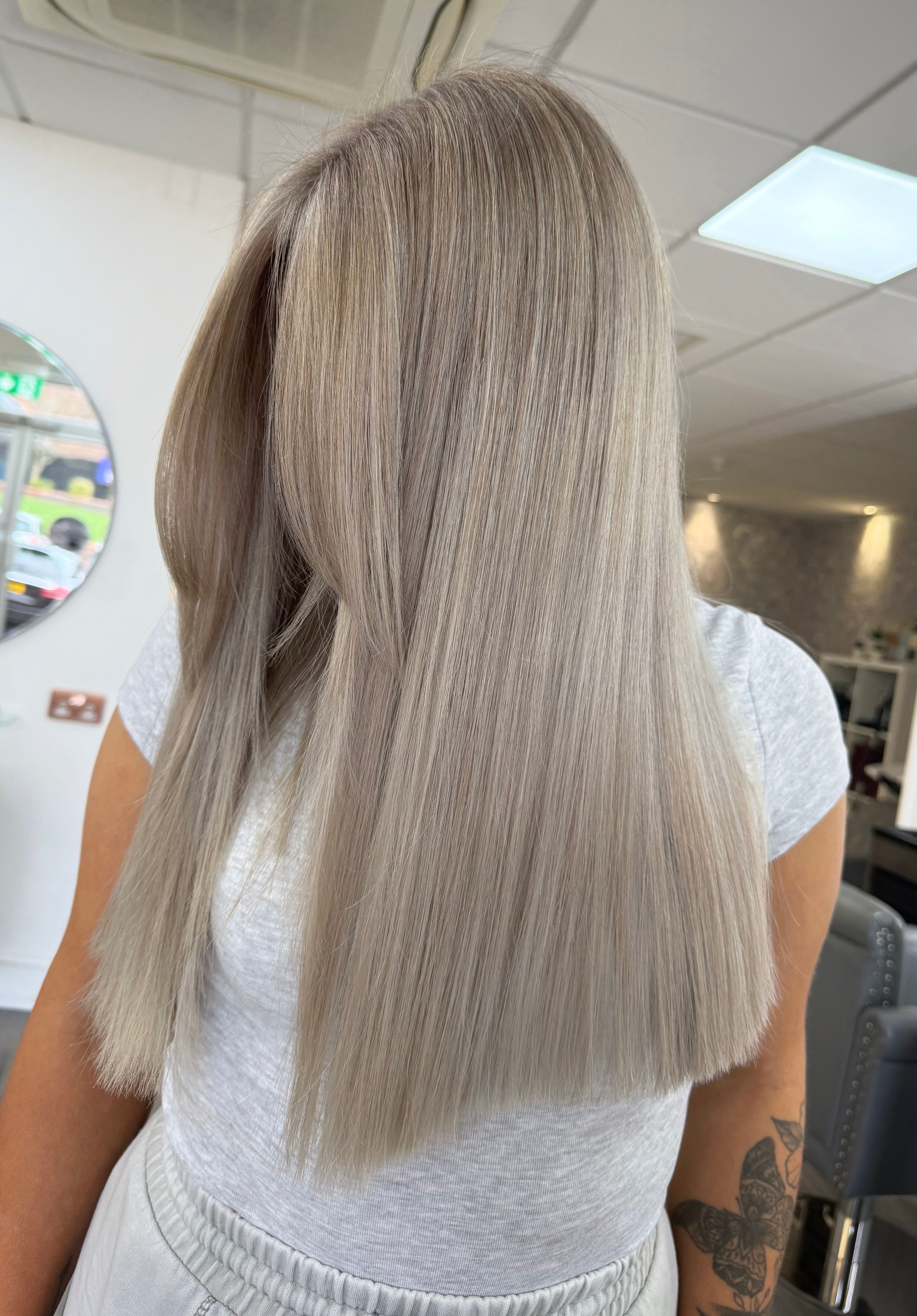 Katie Hann — Blondes ONESHOT Hair Awards entry