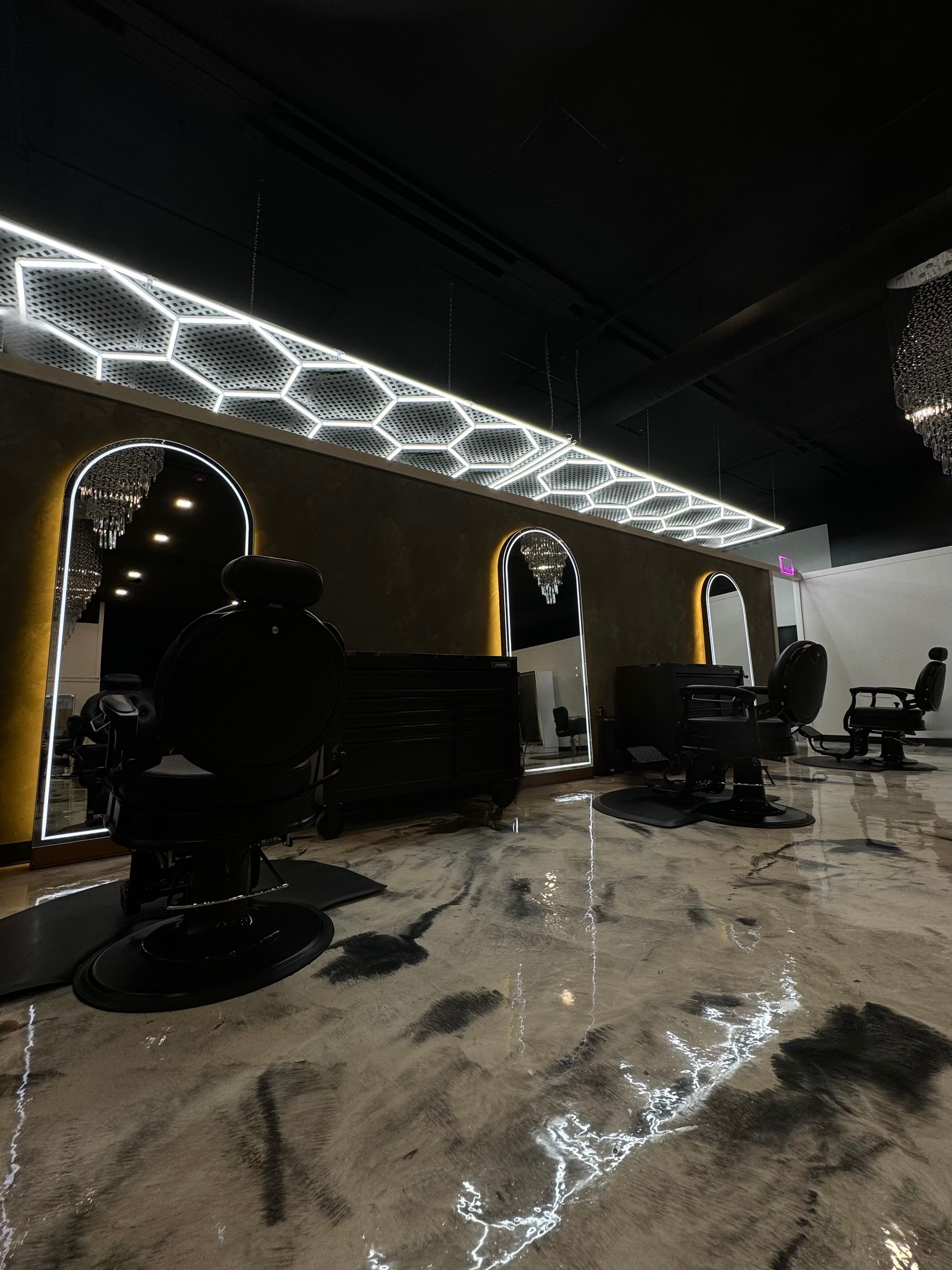 Kaylee Donovan — Salon Decor ONESHOT Hair Awards entry