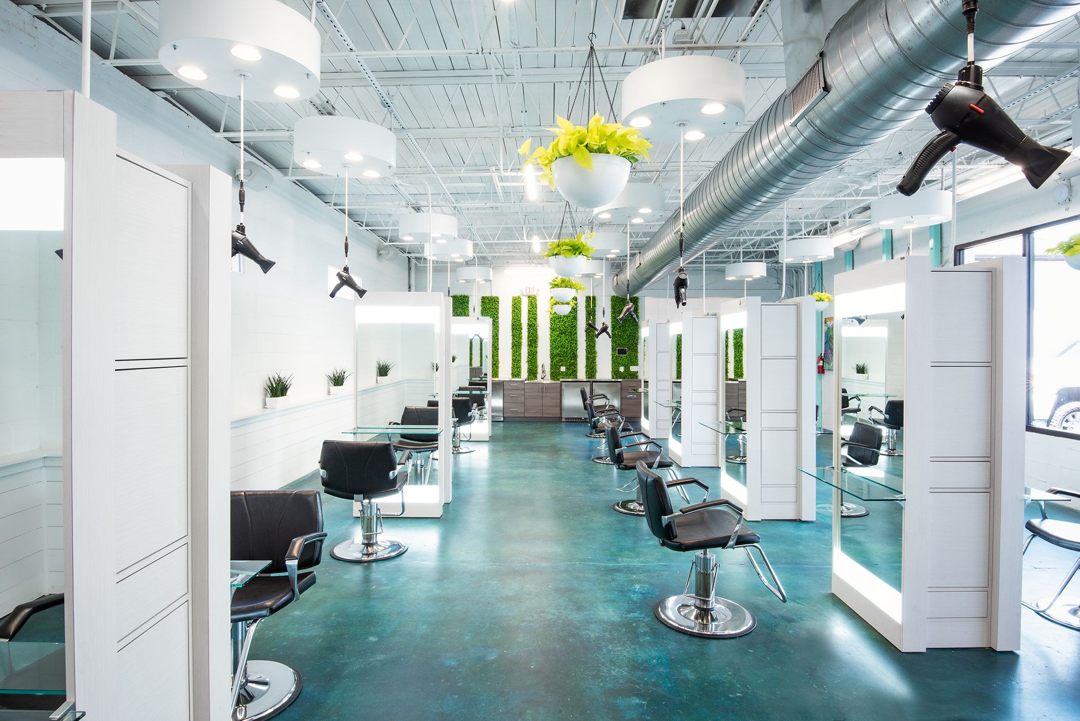 Brittany McNaughton — Salon Decor ONESHOT Hair Awards entry