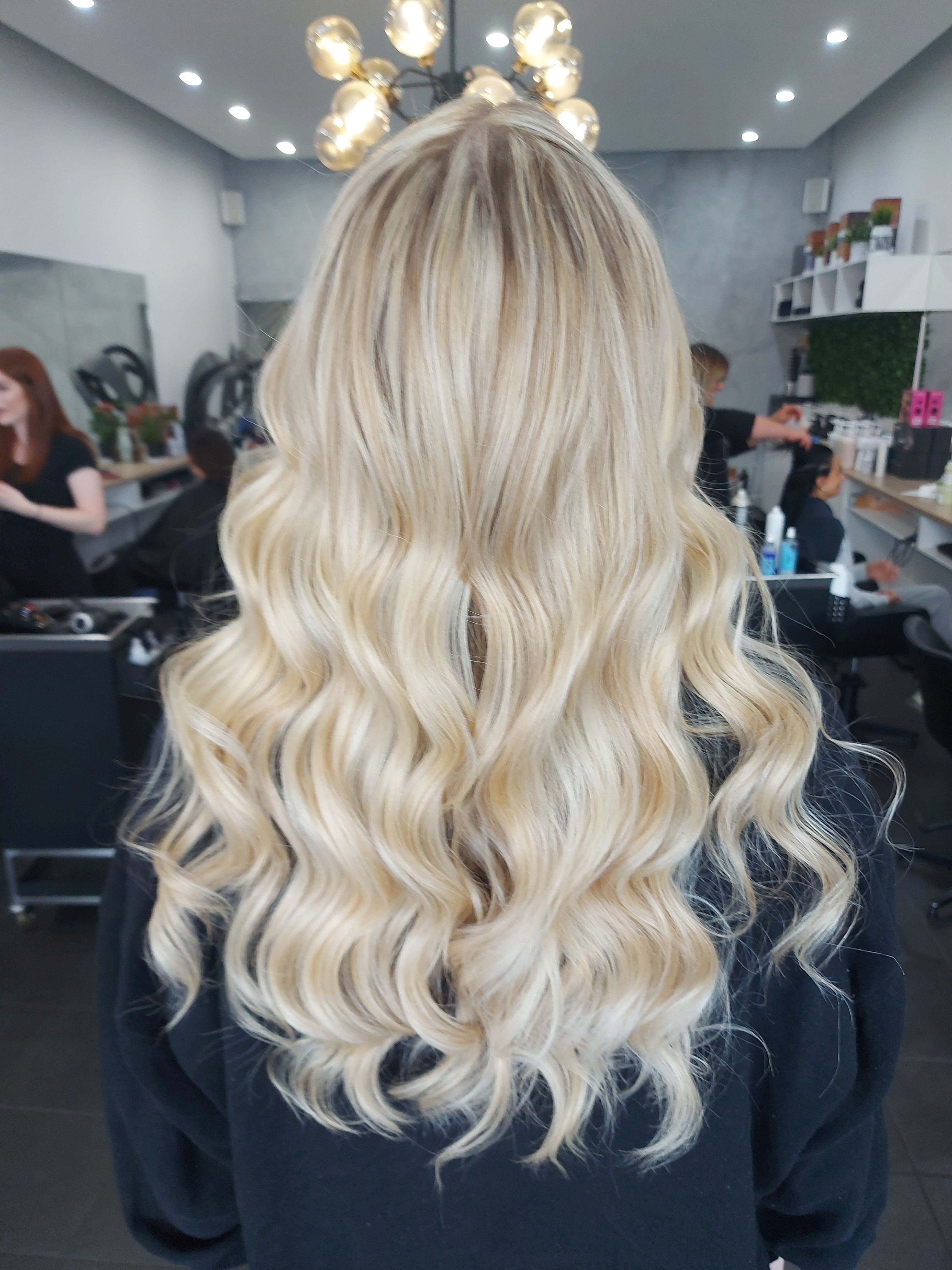 Stav Sasso — Blondes ONESHOT Hair Awards entry