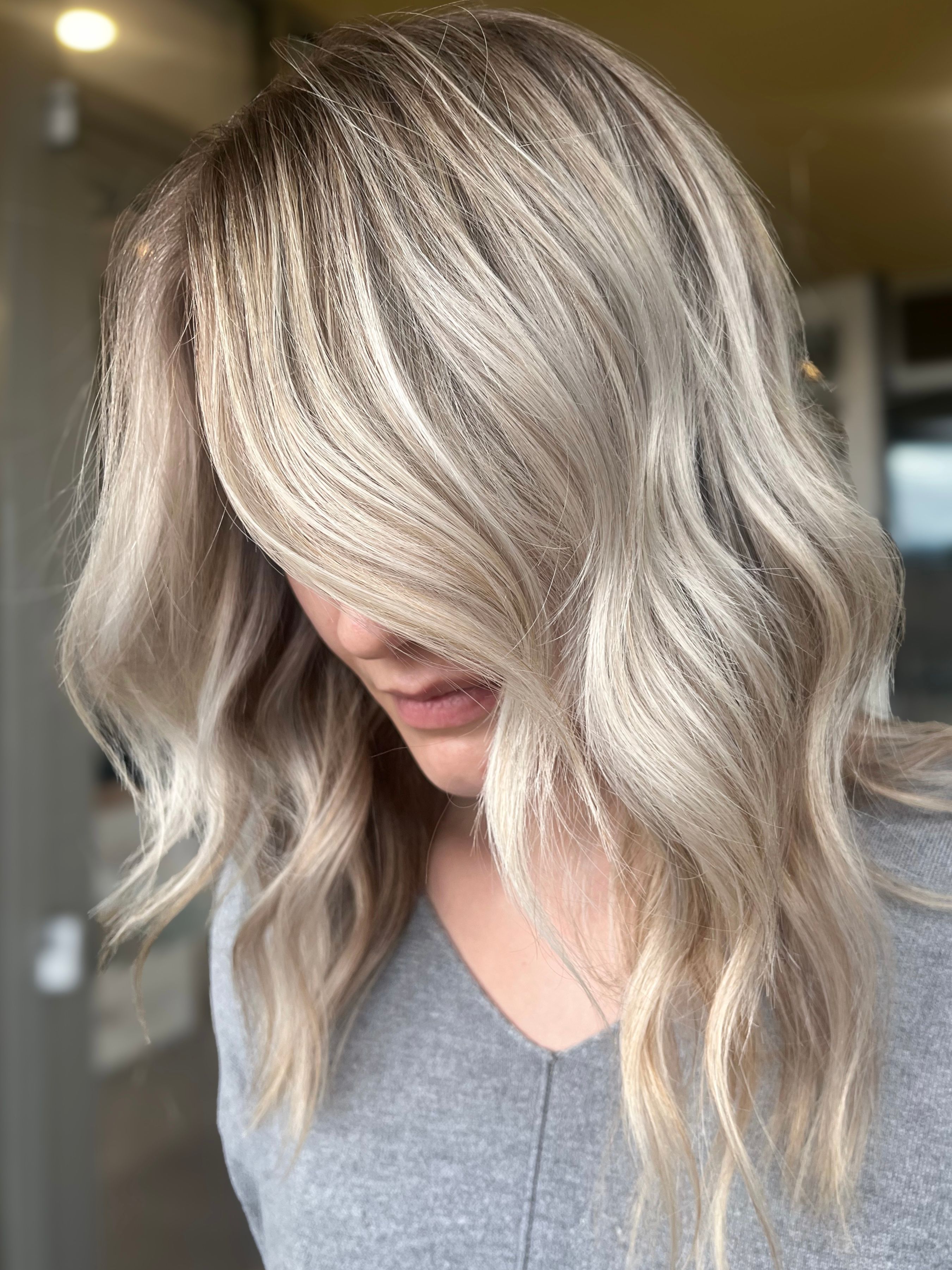 Ashley Travalini — Blondes ONESHOT Hair Awards entry