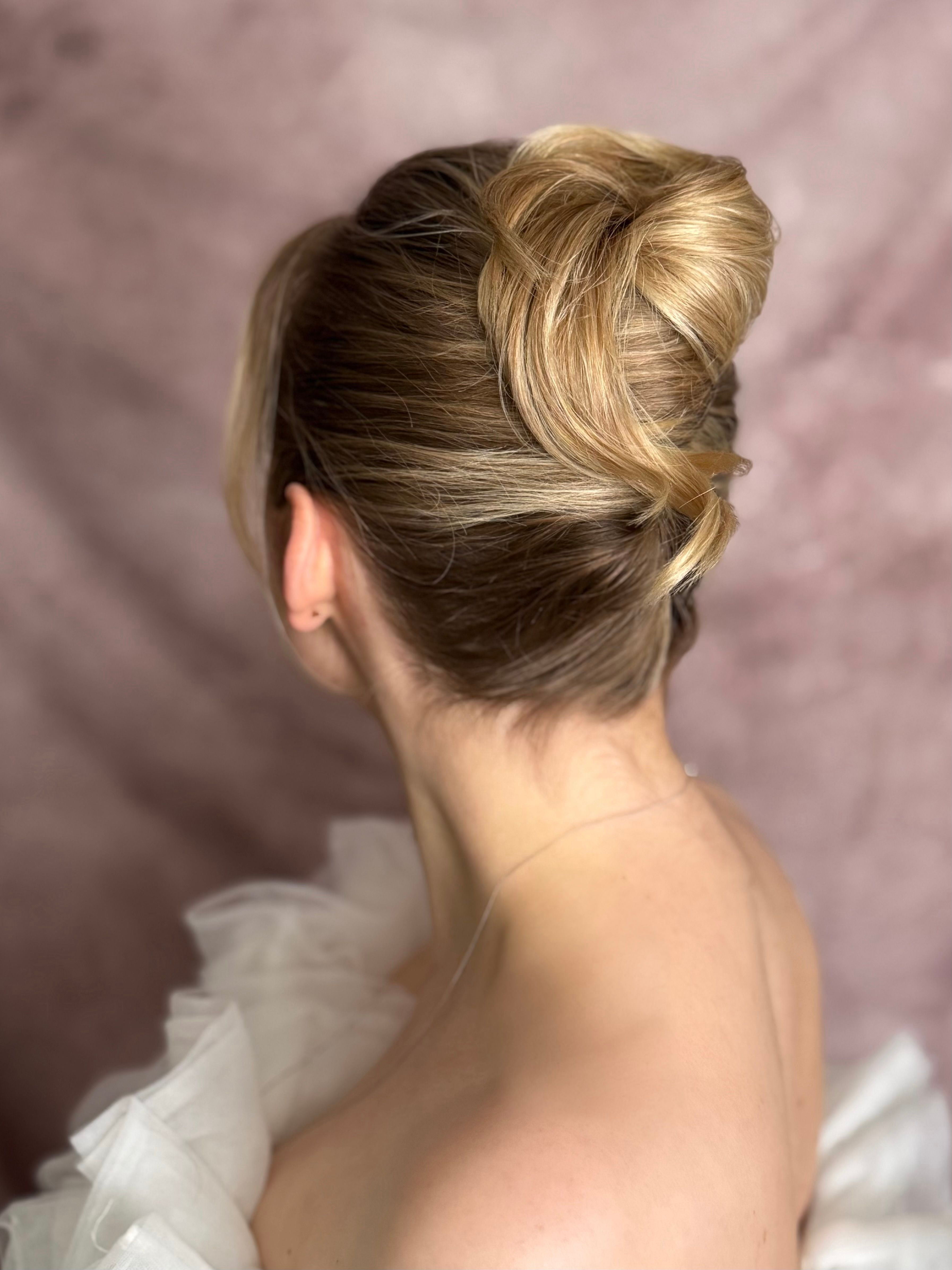 Nadia Wyatt — Special Event Styling ONESHOT Hair Awards entry