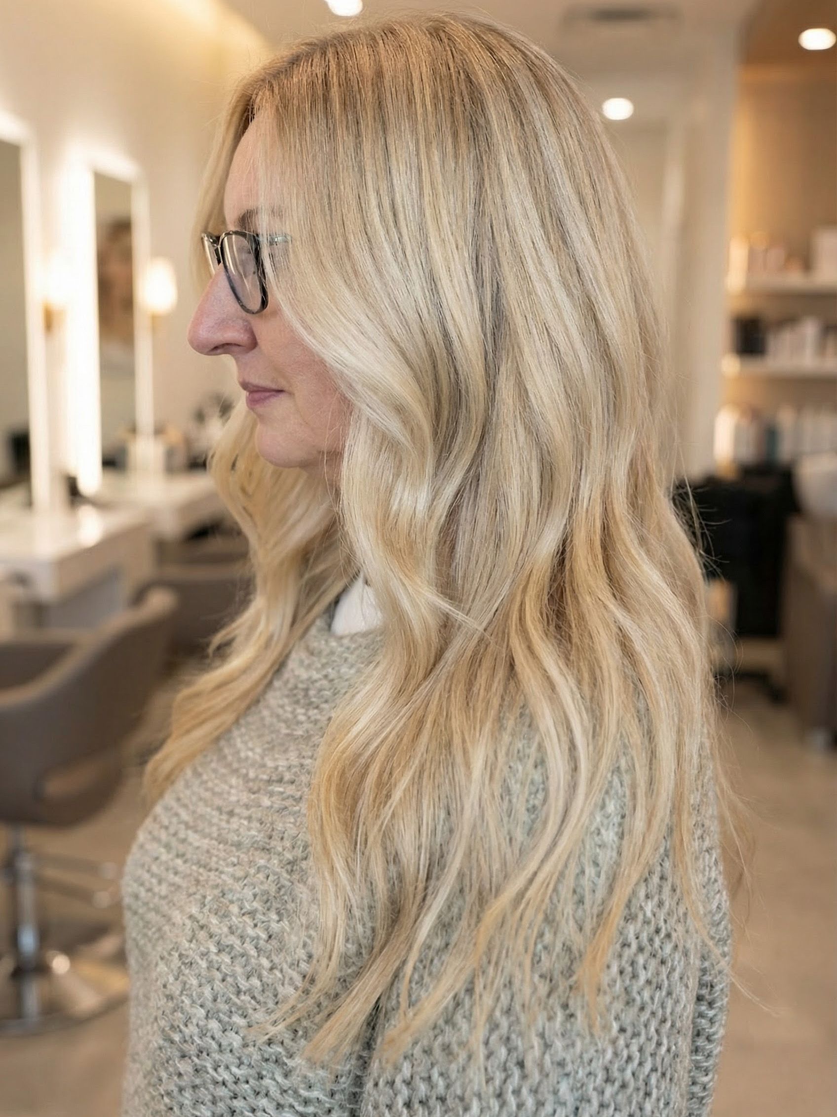Kelly Hallett — Blondes ONESHOT Hair Awards entry