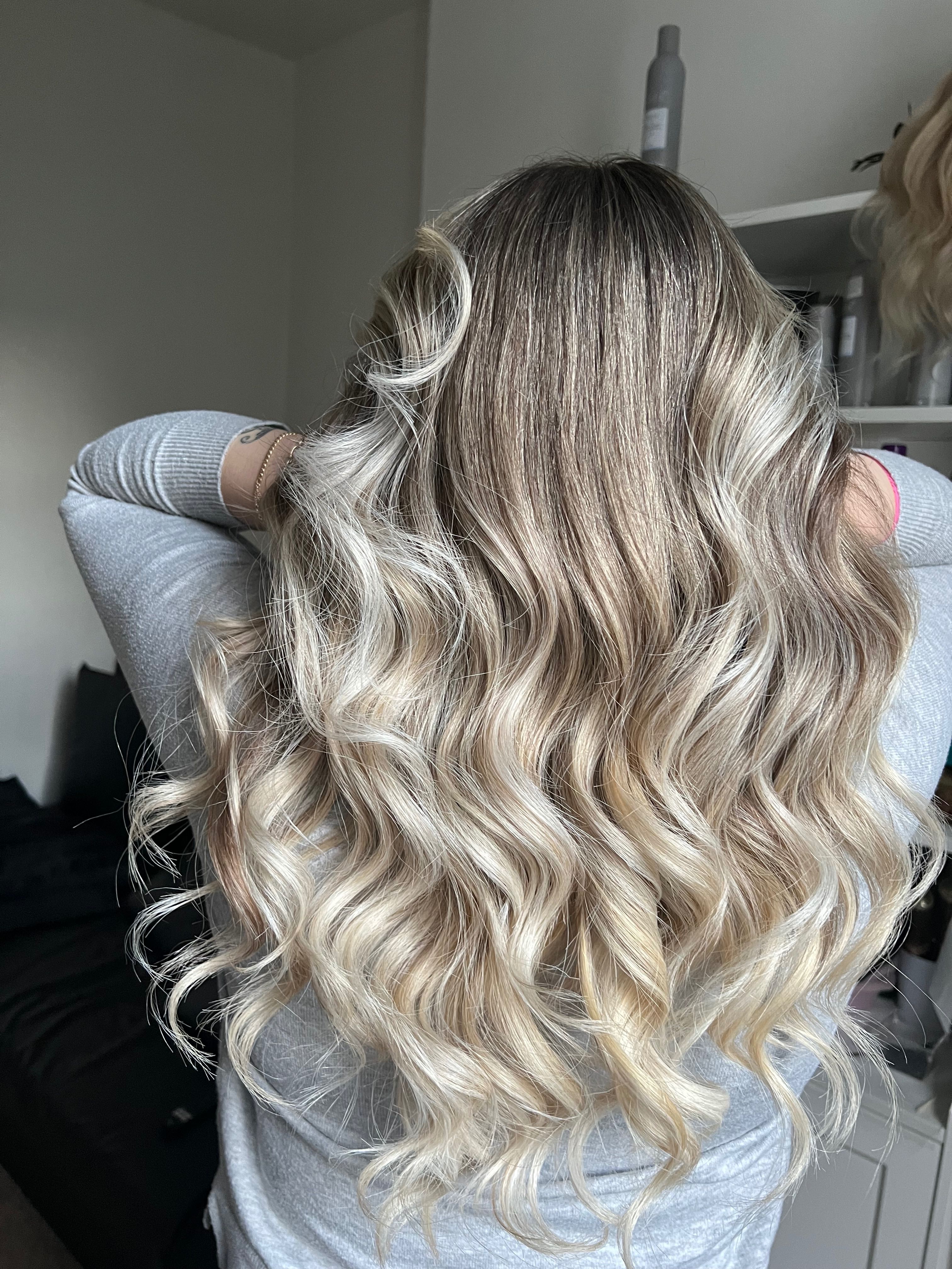Simina Olariu — Cool Balayage ONESHOT Hair Awards entry