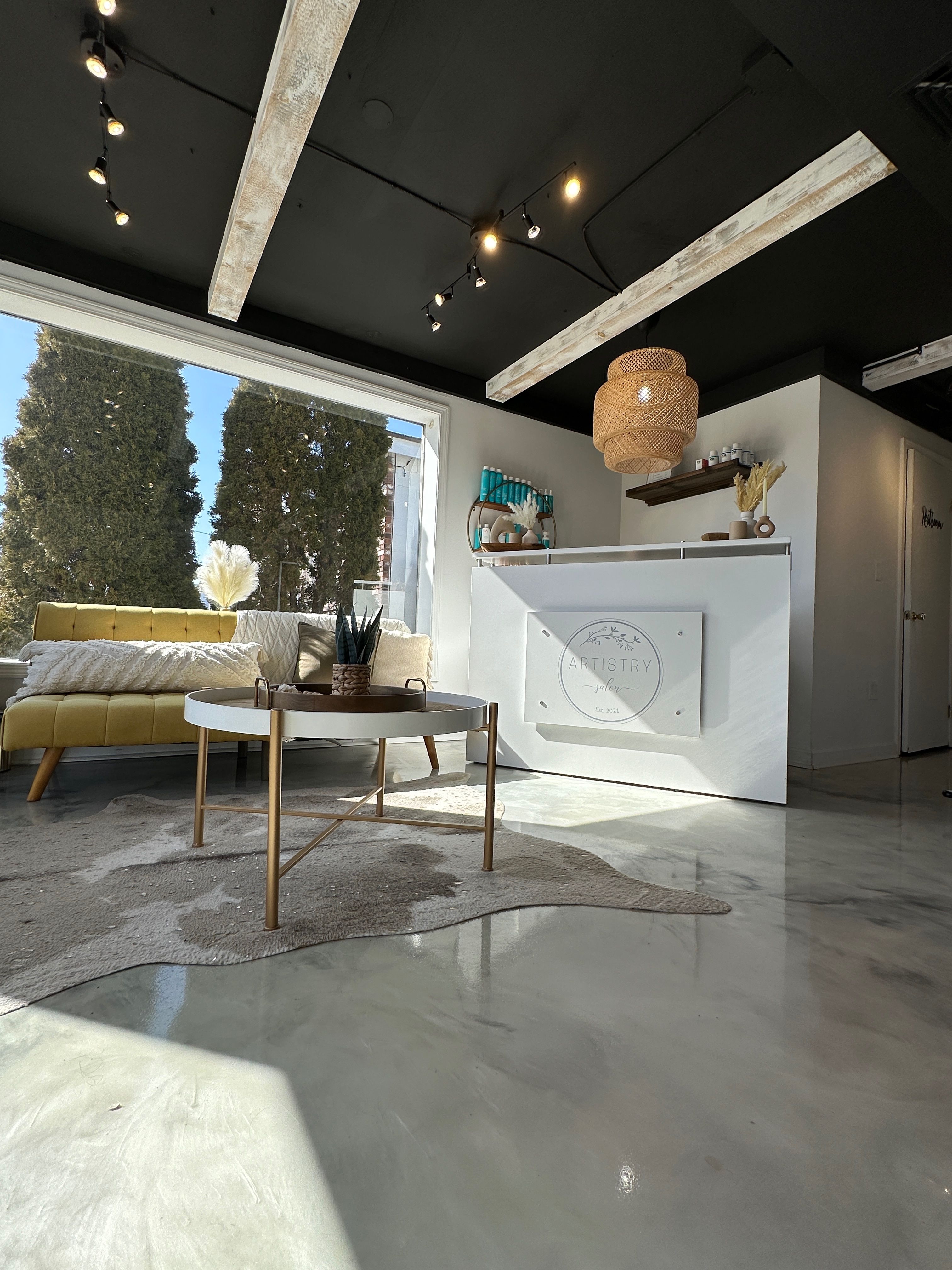 Suzanne Baker — Salon Decor ONESHOT Hair Awards entry