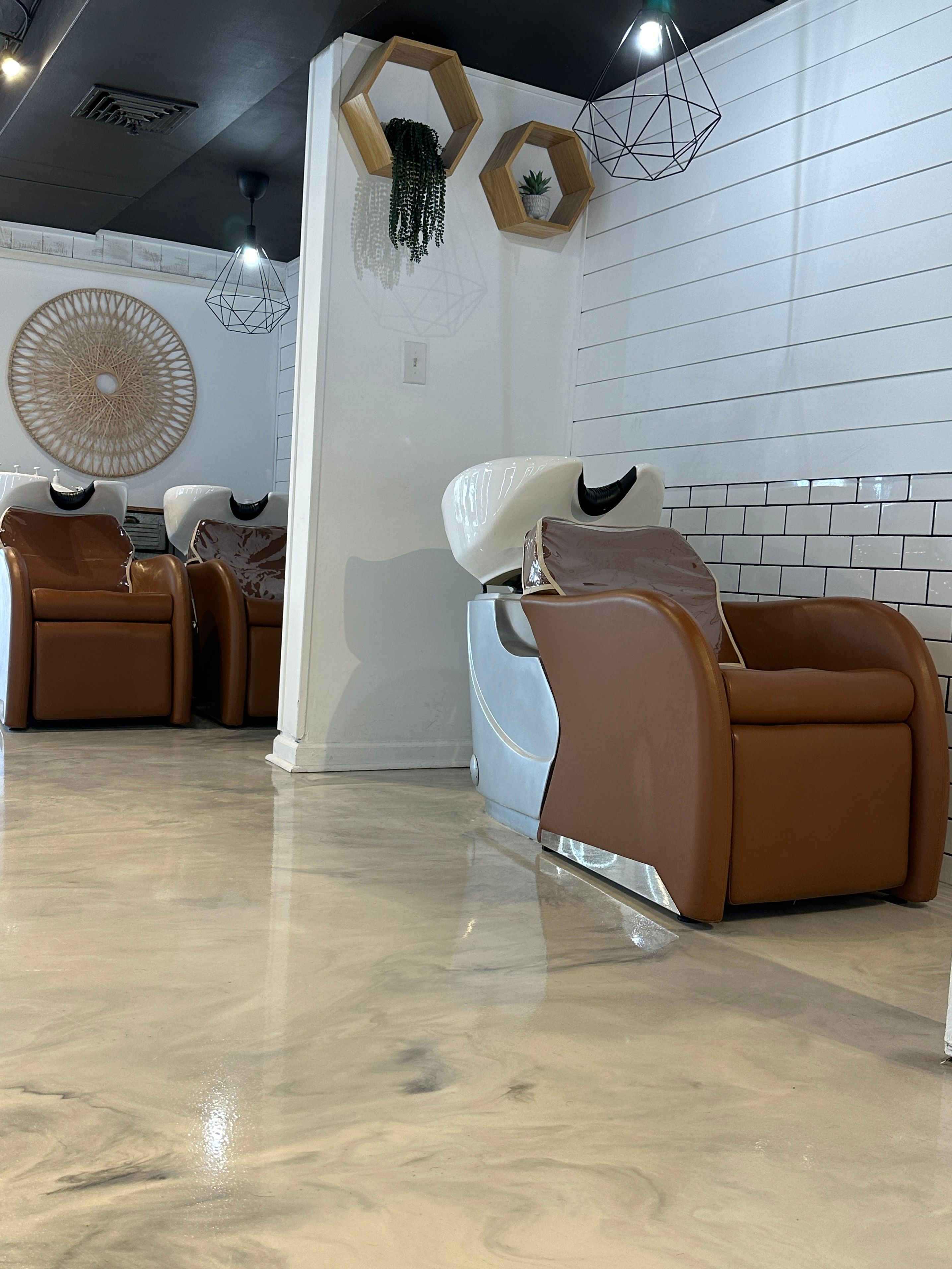 Suzanne Baker — Salon Decor ONESHOT Hair Awards entry
