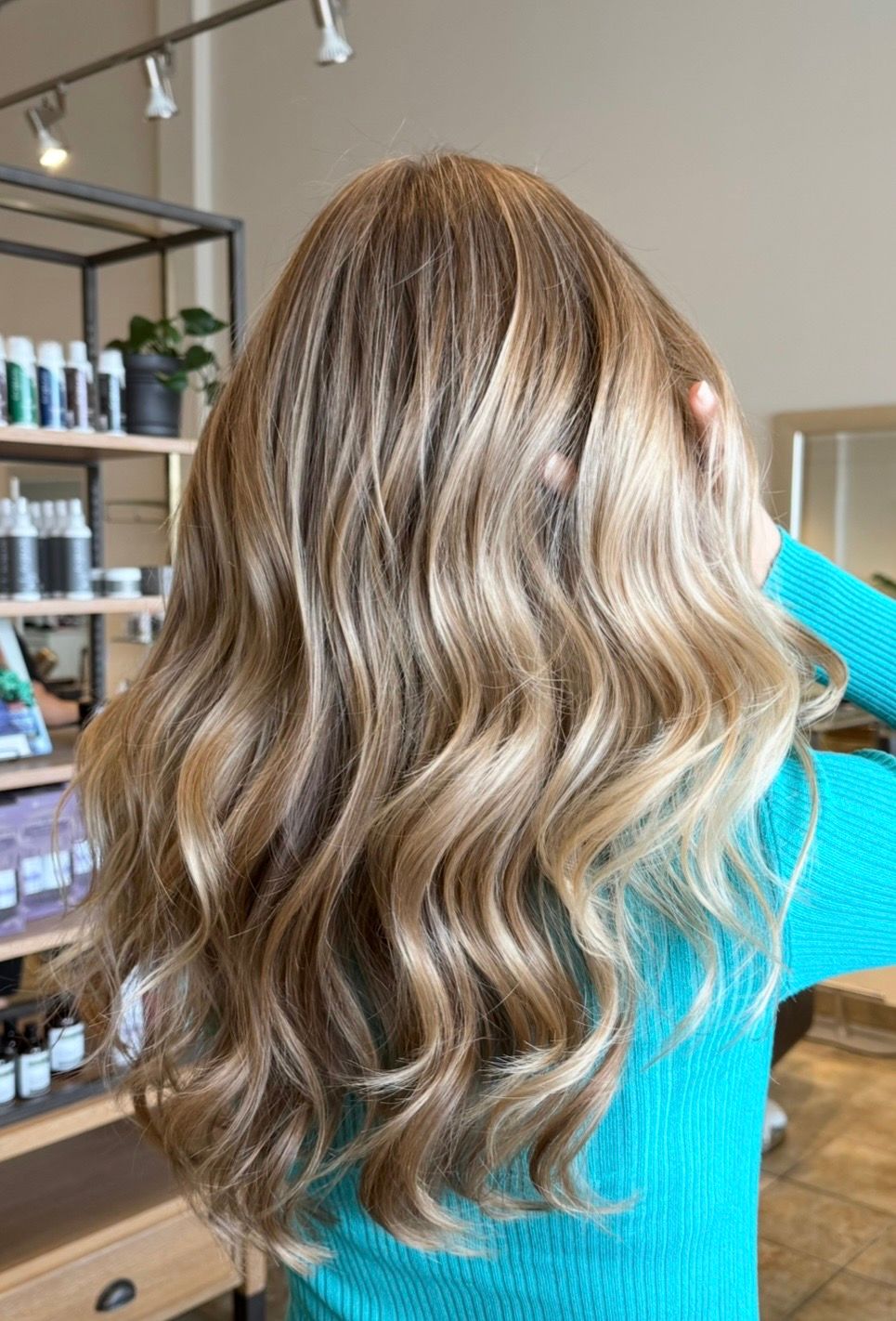 Jinsoo (Jenny) Yu — Blondes ONESHOT Hair Awards entry