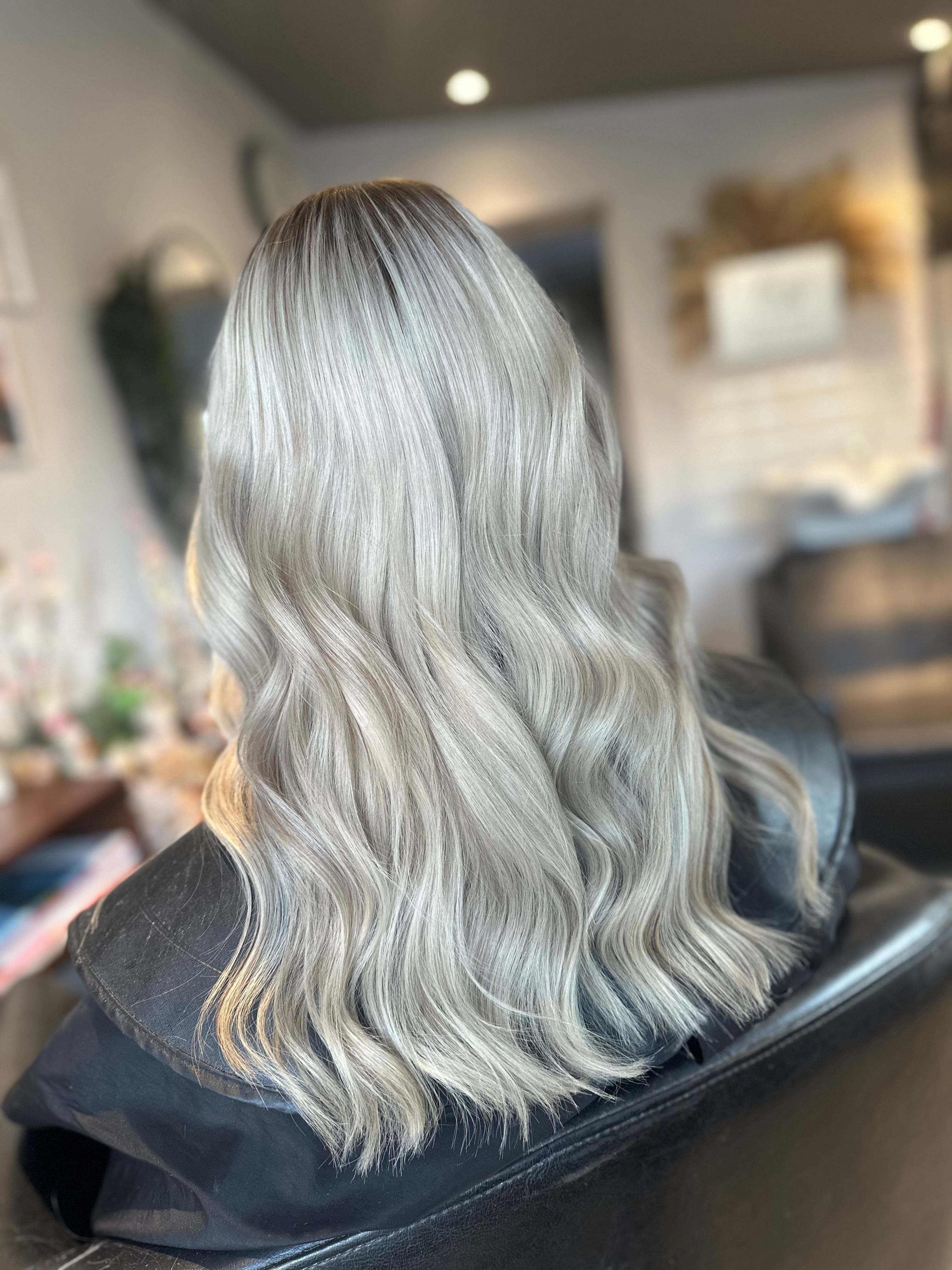 Chloe Bradford — Blondes ONESHOT Hair Awards entry