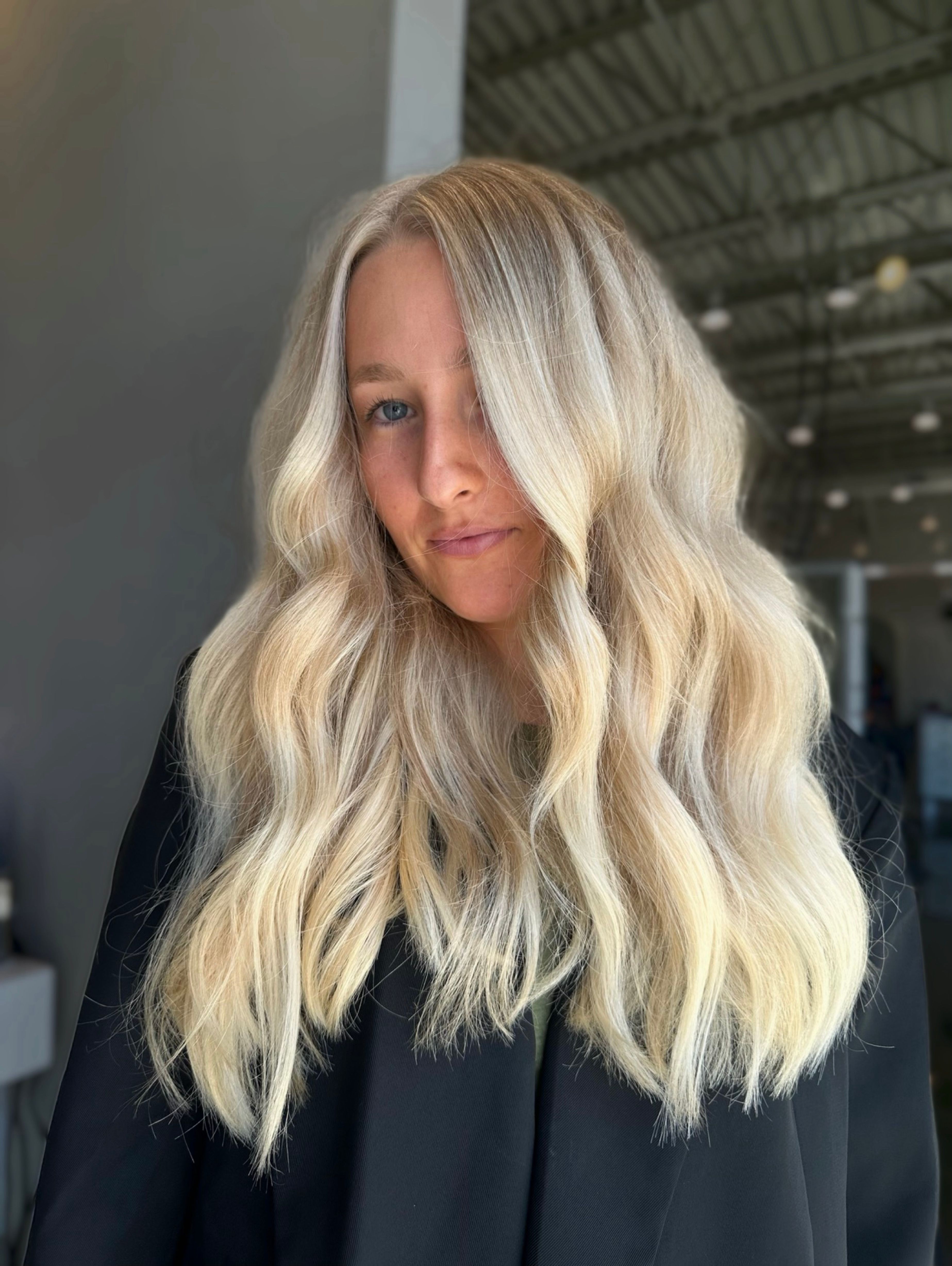 Ciara Ralenkotter — Blondes ONESHOT Hair Awards entry