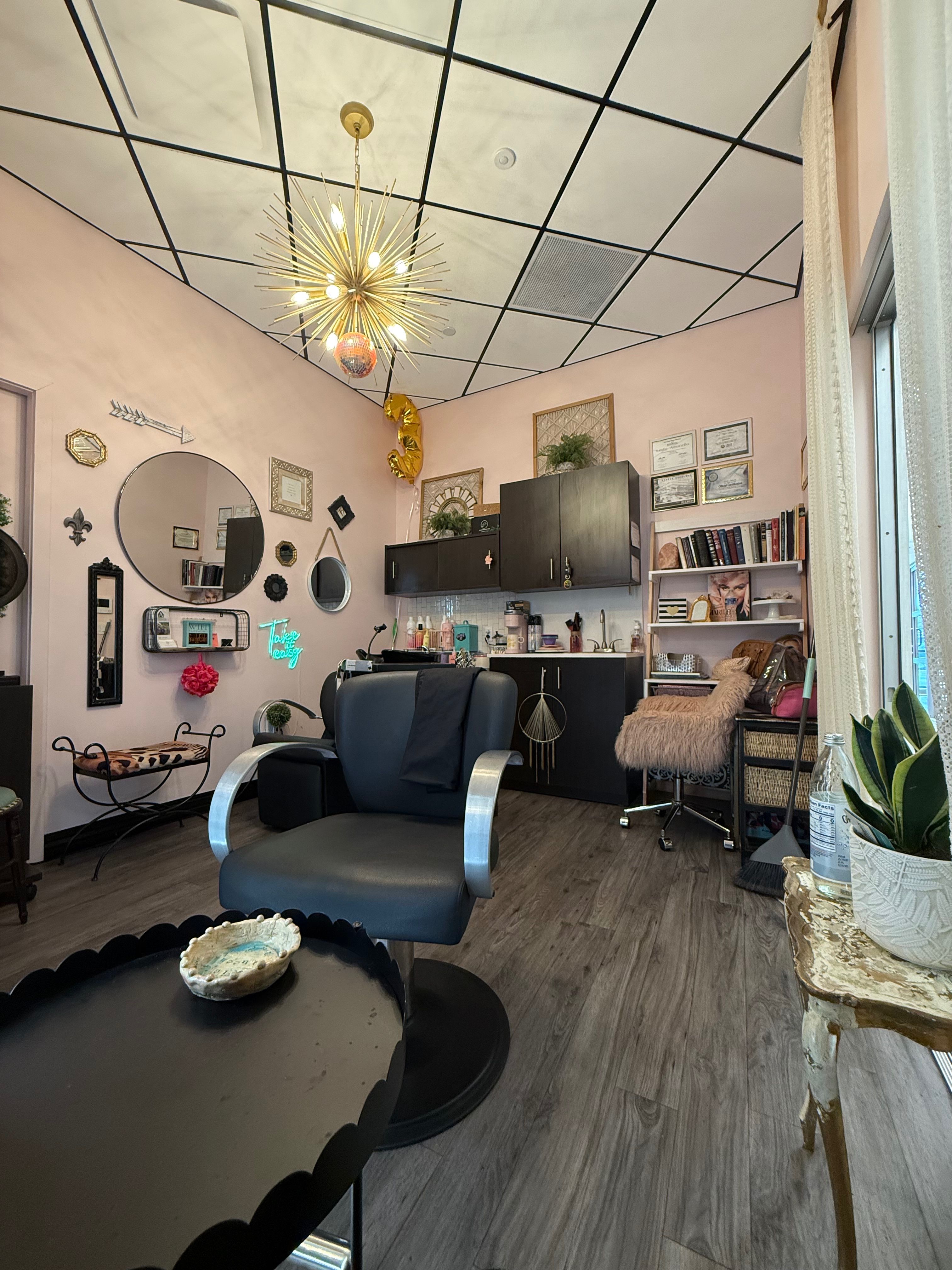 Leslie Amoriello — Suite Decor ONESHOT Hair Awards entry