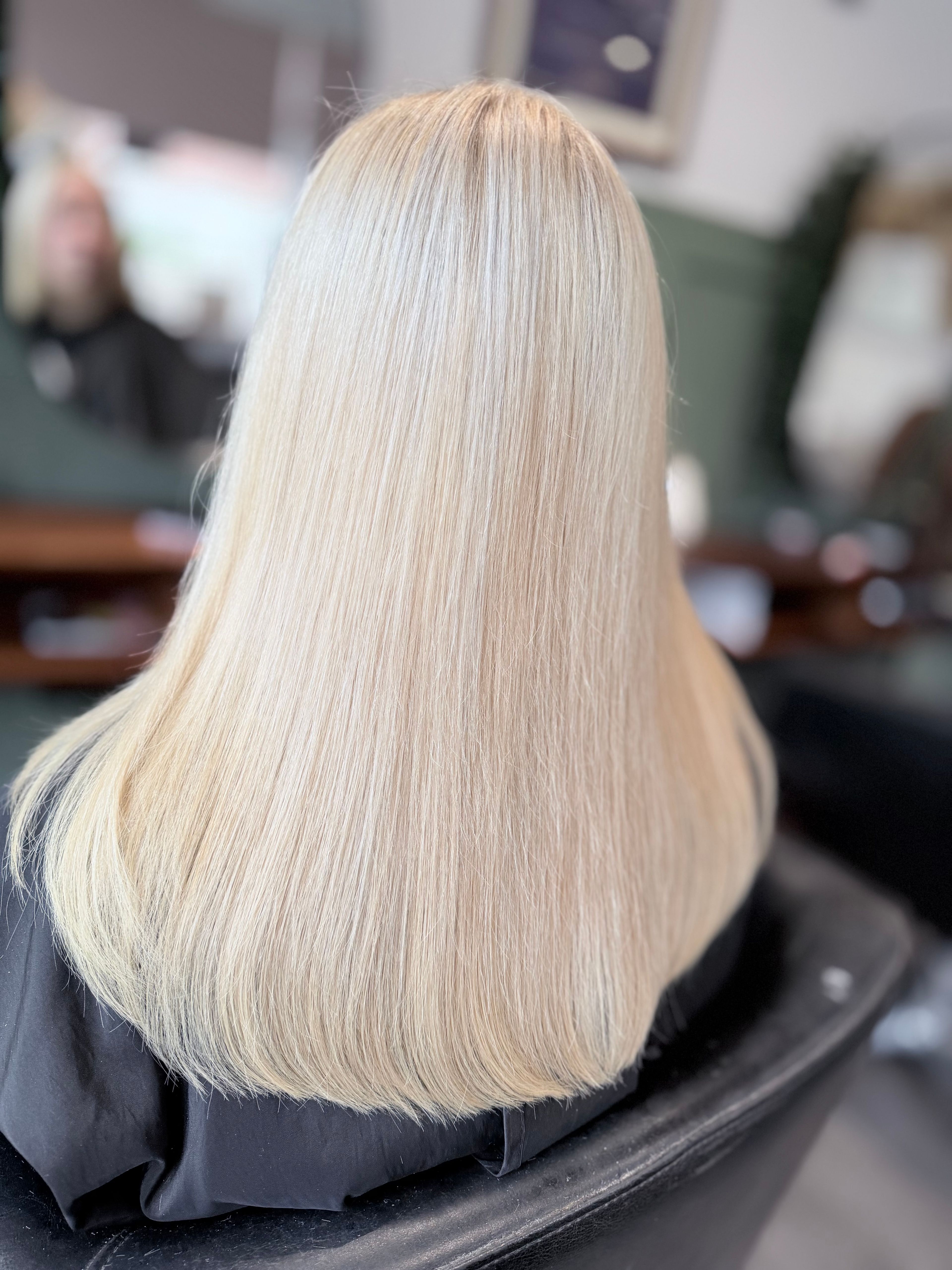 Chloe Bradford — Platinum ONESHOT Hair Awards entry