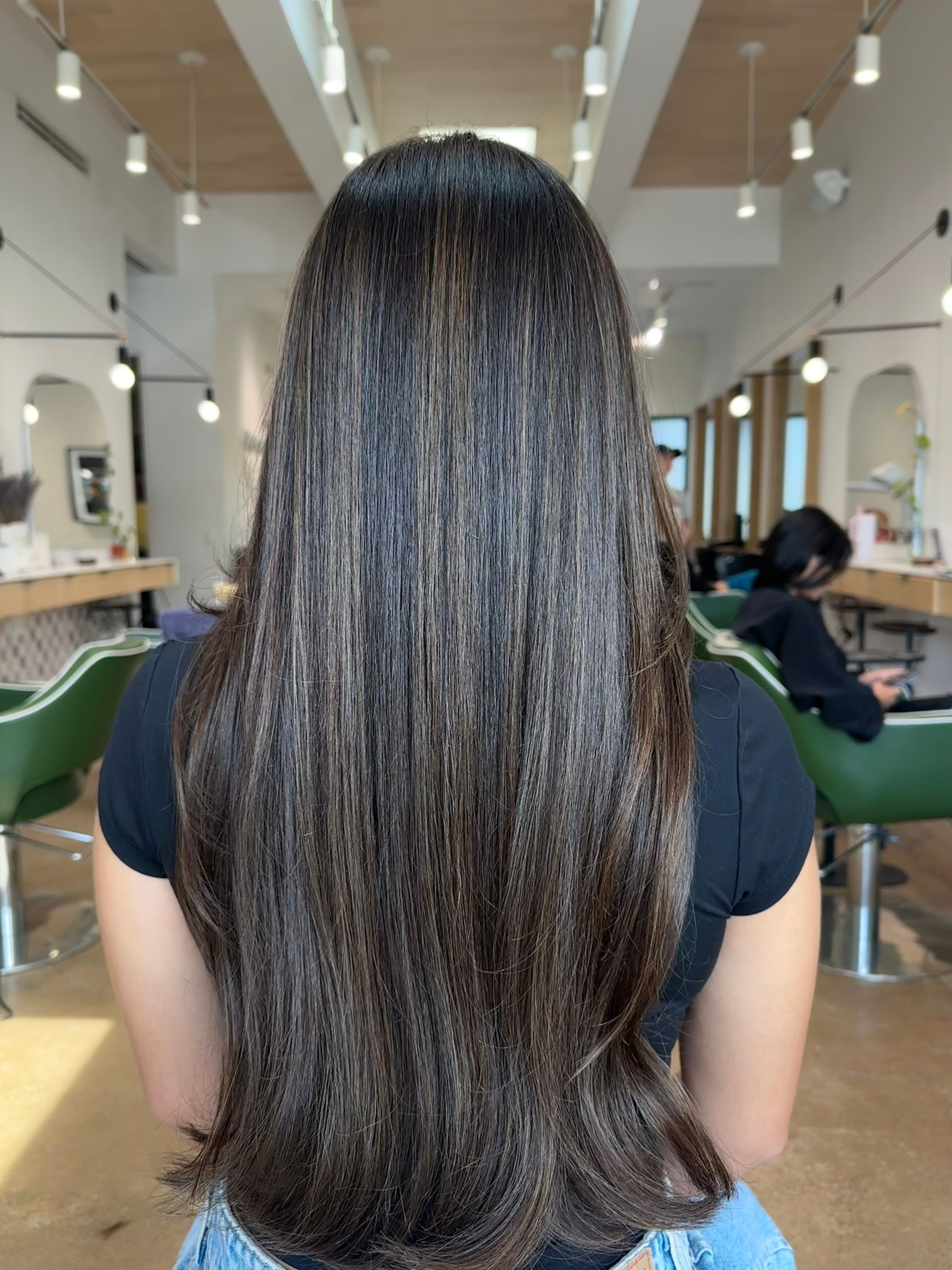 Erika Amaya — Warm Balayage ONESHOT Hair Awards entry