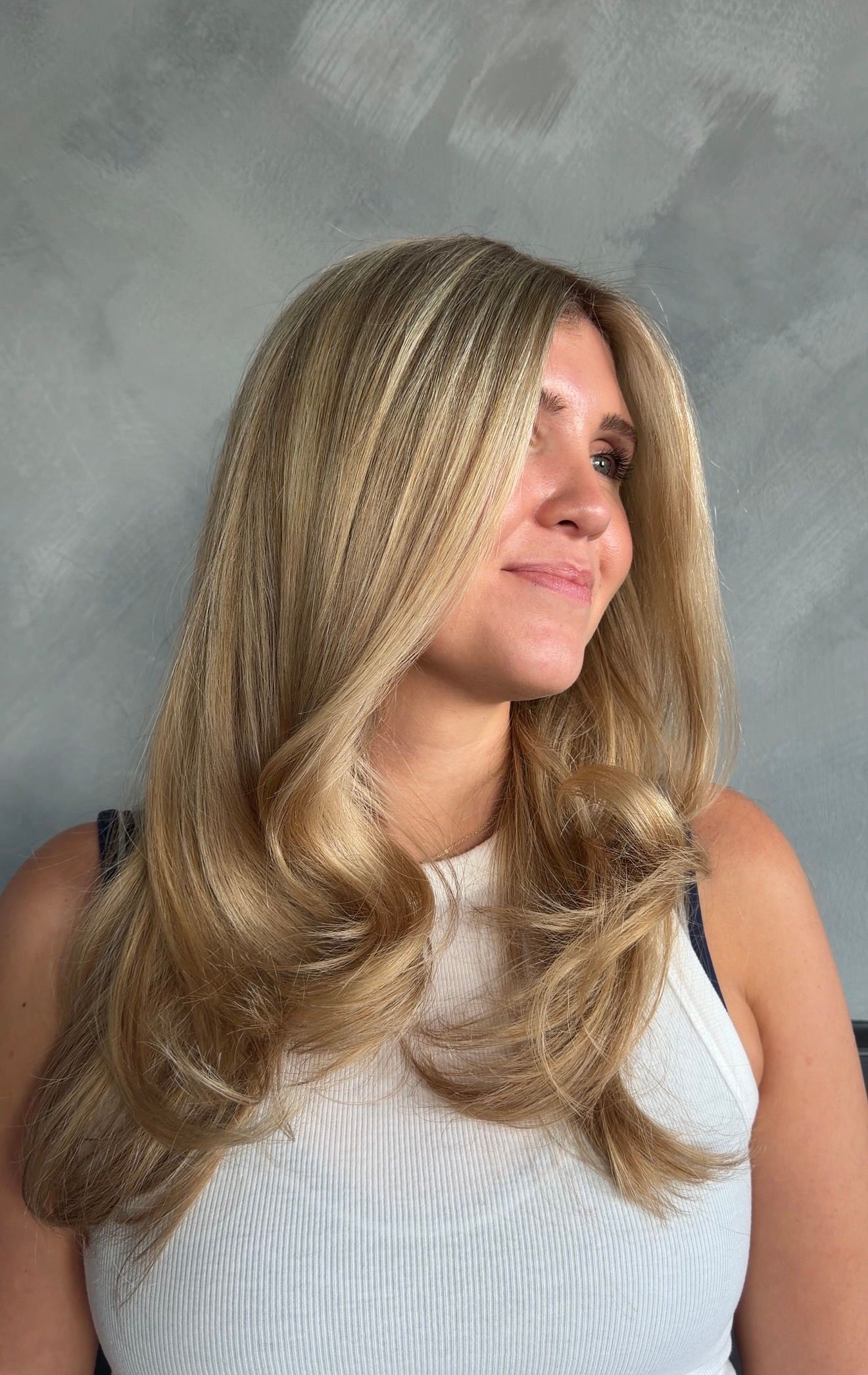 Jamie Vieira — Blondes ONESHOT Hair Awards entry