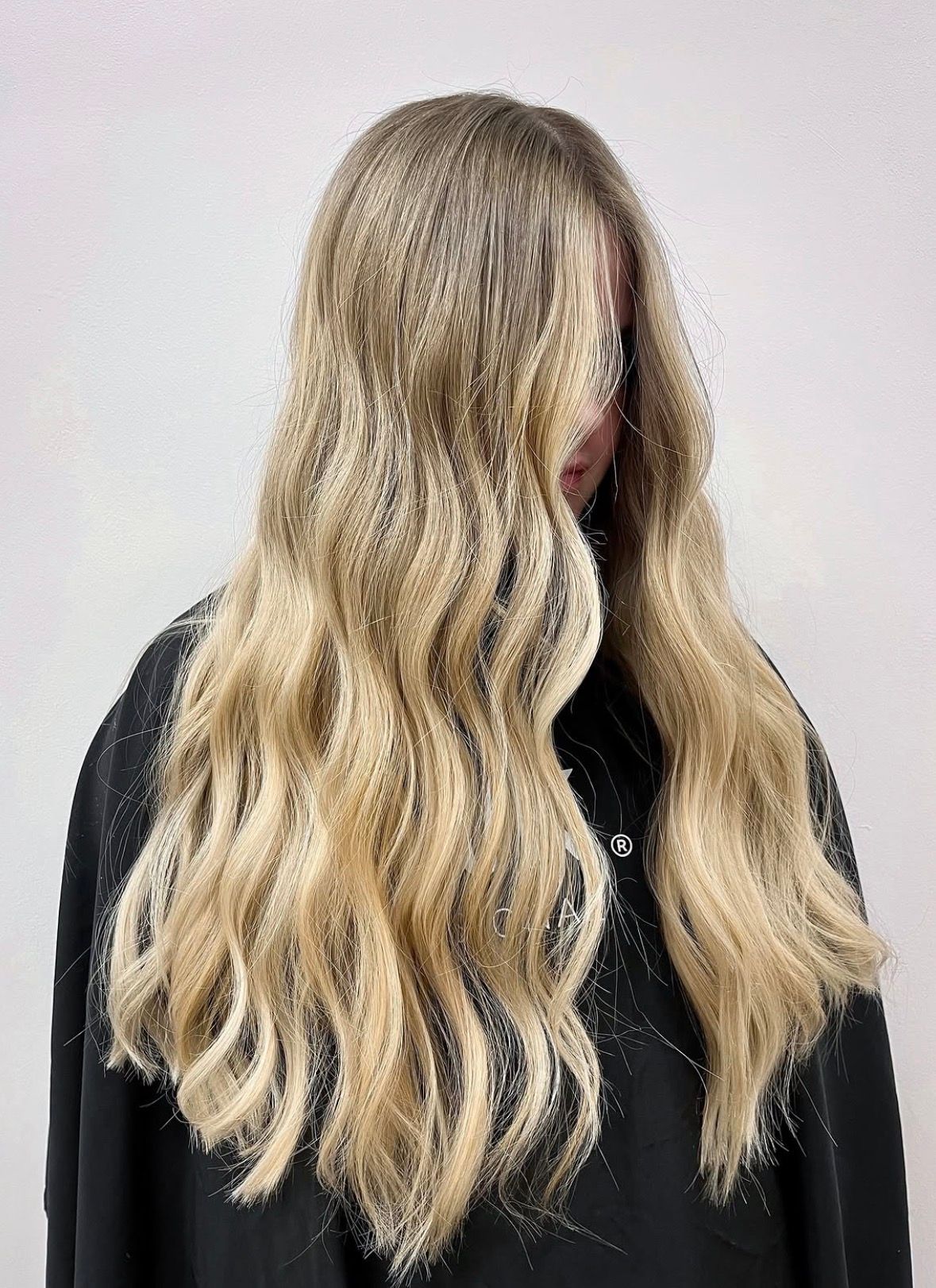 Taylah Riley — Blondes ONESHOT Hair Awards entry