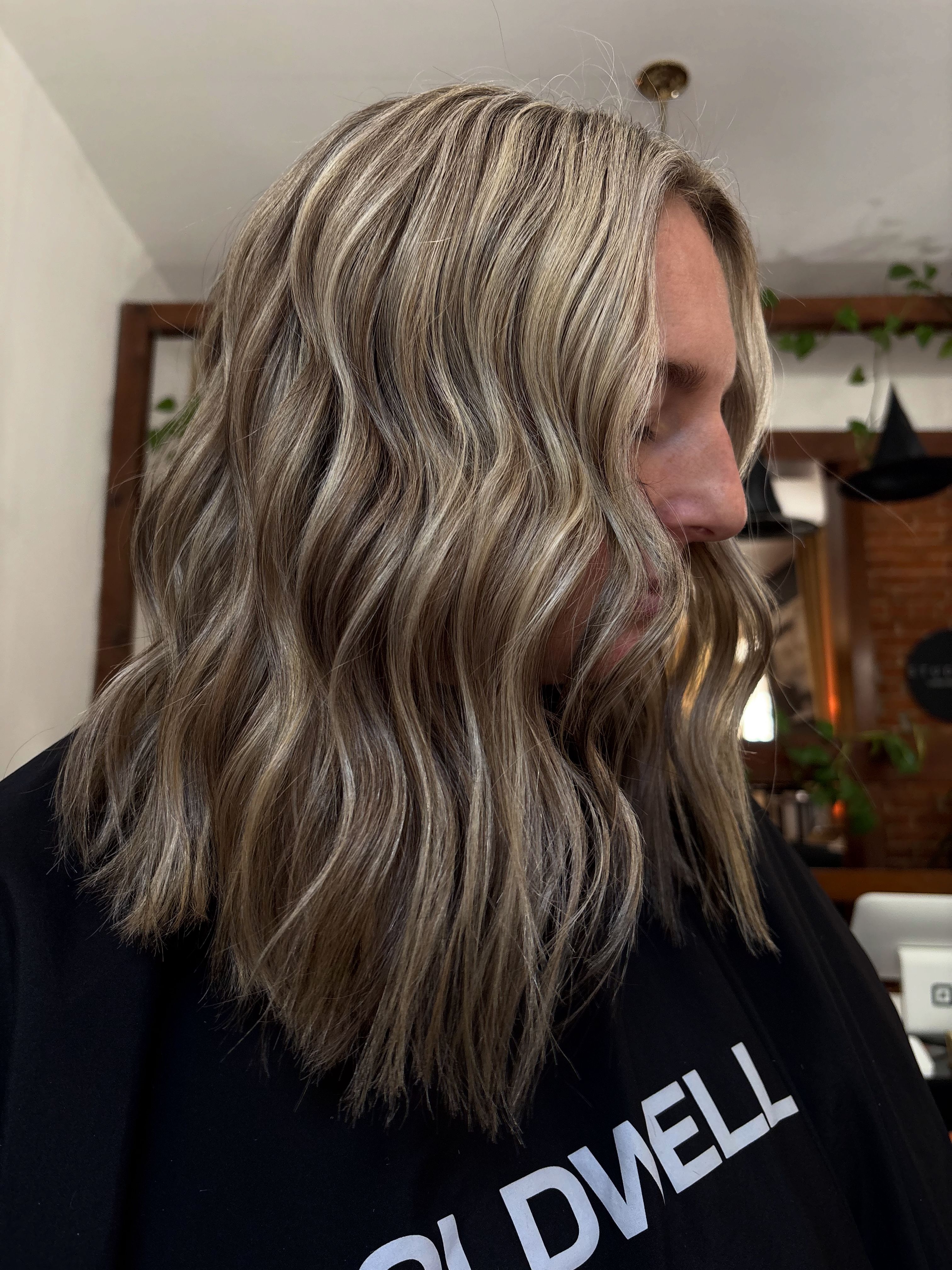 Olivia Broughton — Bob/Lob ONESHOT Hair Awards entry