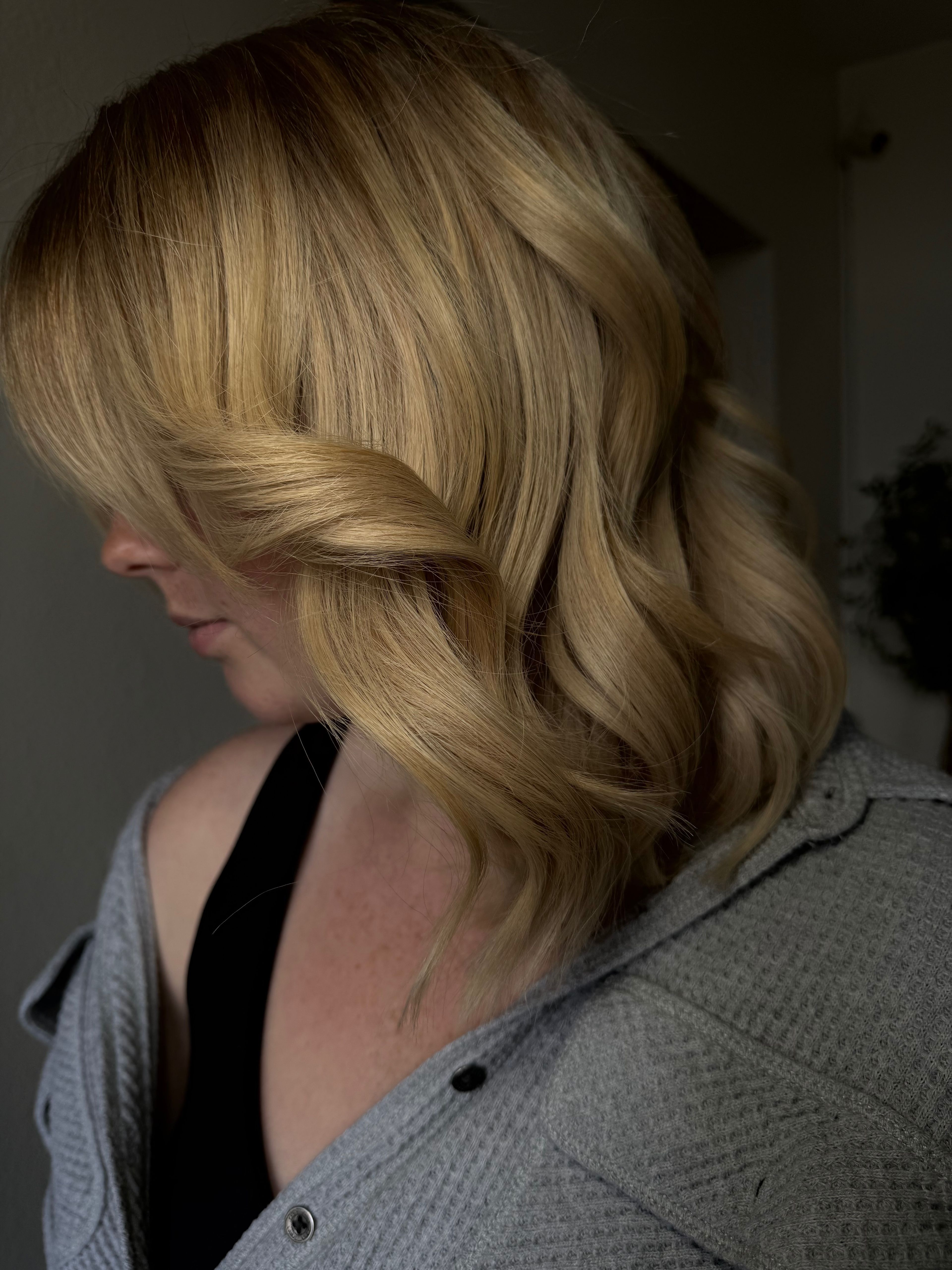 Nicole McQuery — Blondes ONESHOT Hair Awards entry