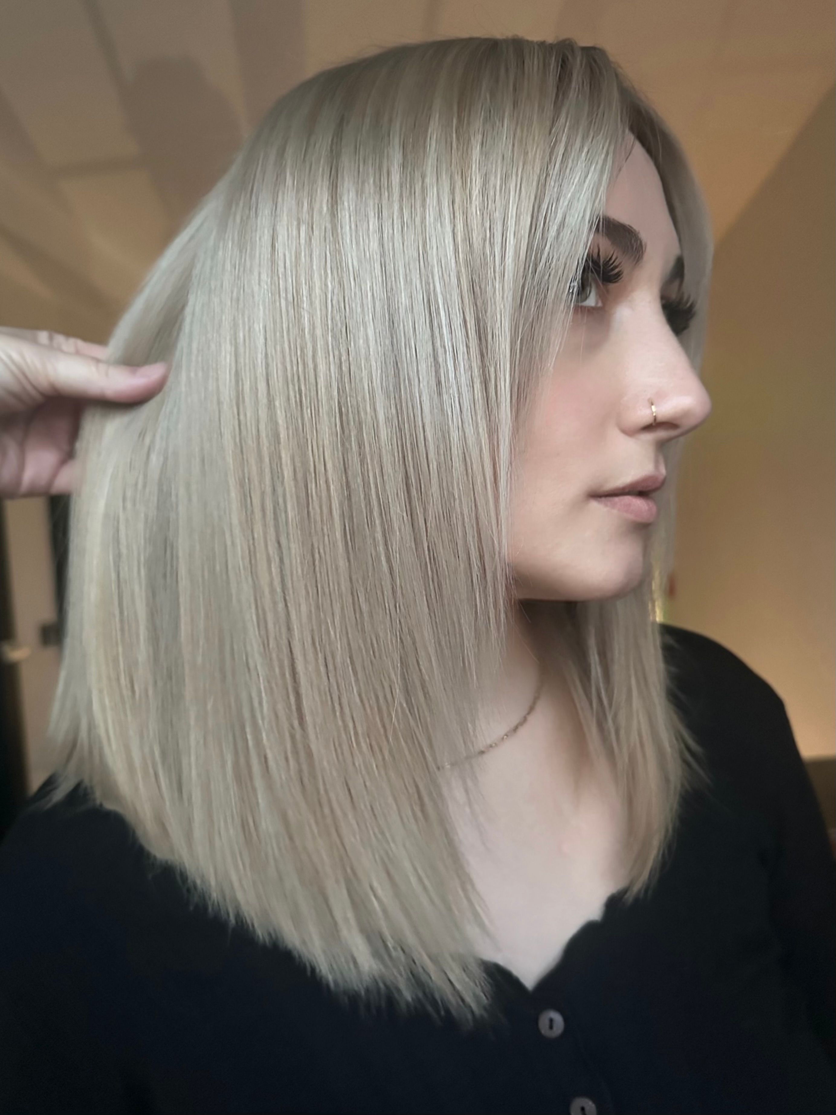 Loni Mccarthy — Platinum ONESHOT Hair Awards entry