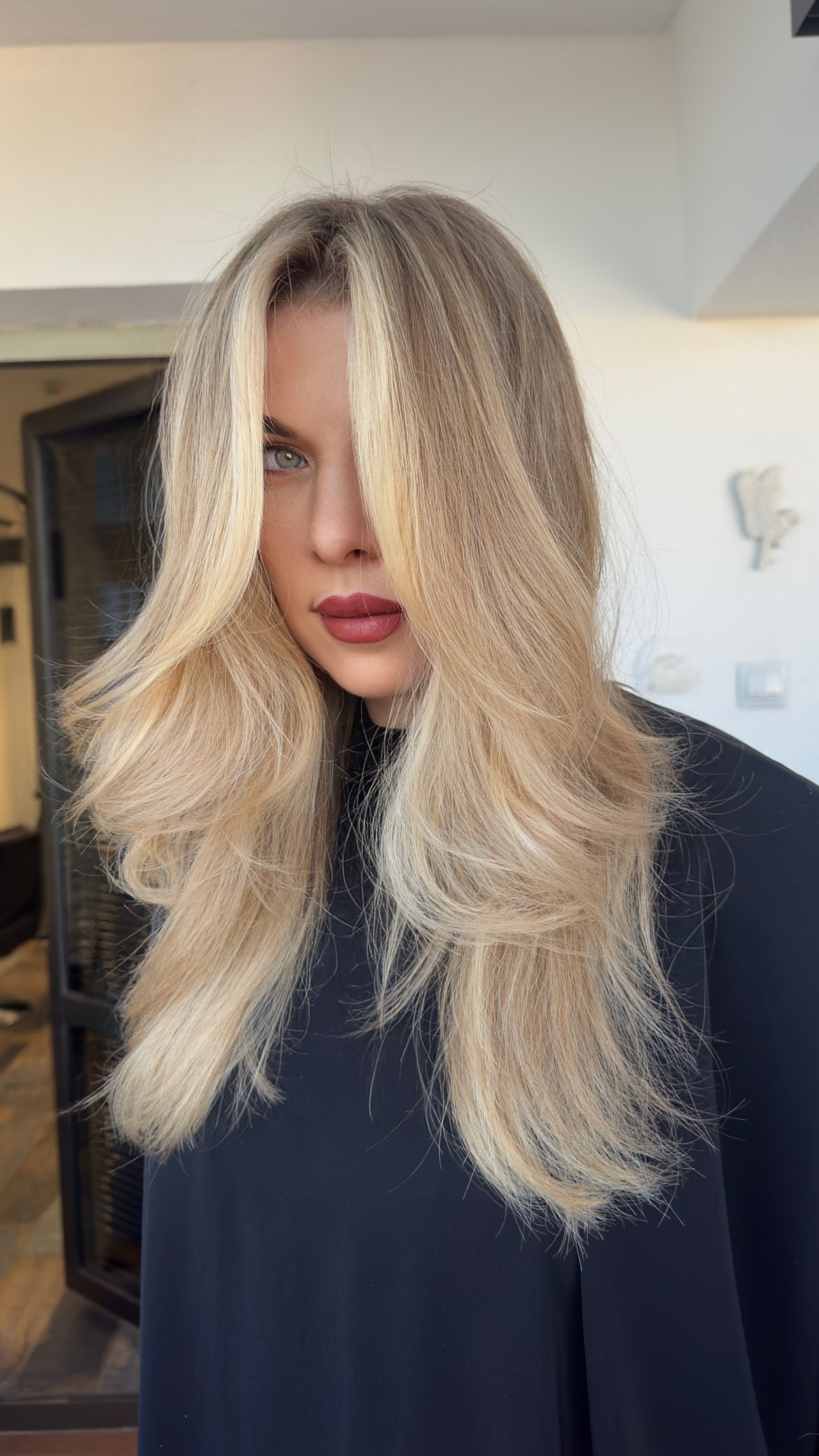 Anaida Megrikian — Blondes ONESHOT Hair Awards entry