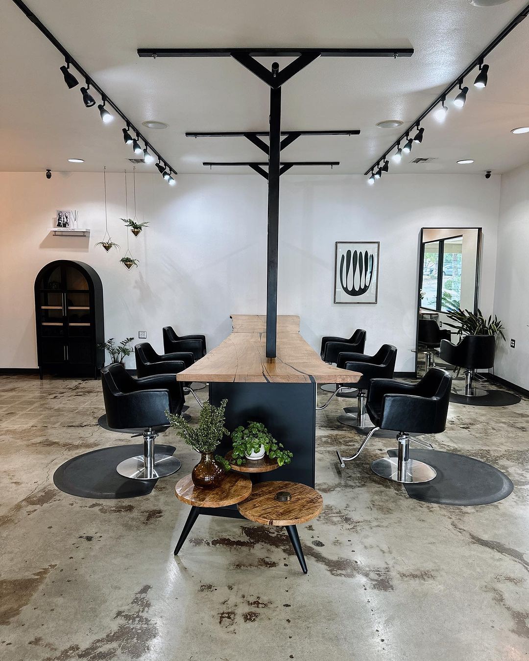 Jenna Bouz — Salon Decor ONESHOT Hair Awards entry