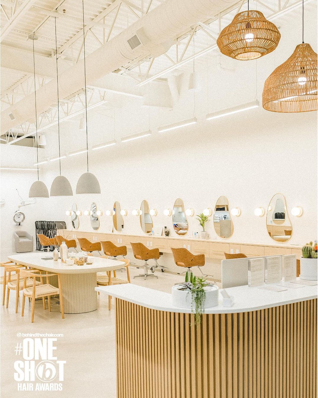 Bleachedsalon — Salon Decor ONESHOT Hair Awards entry