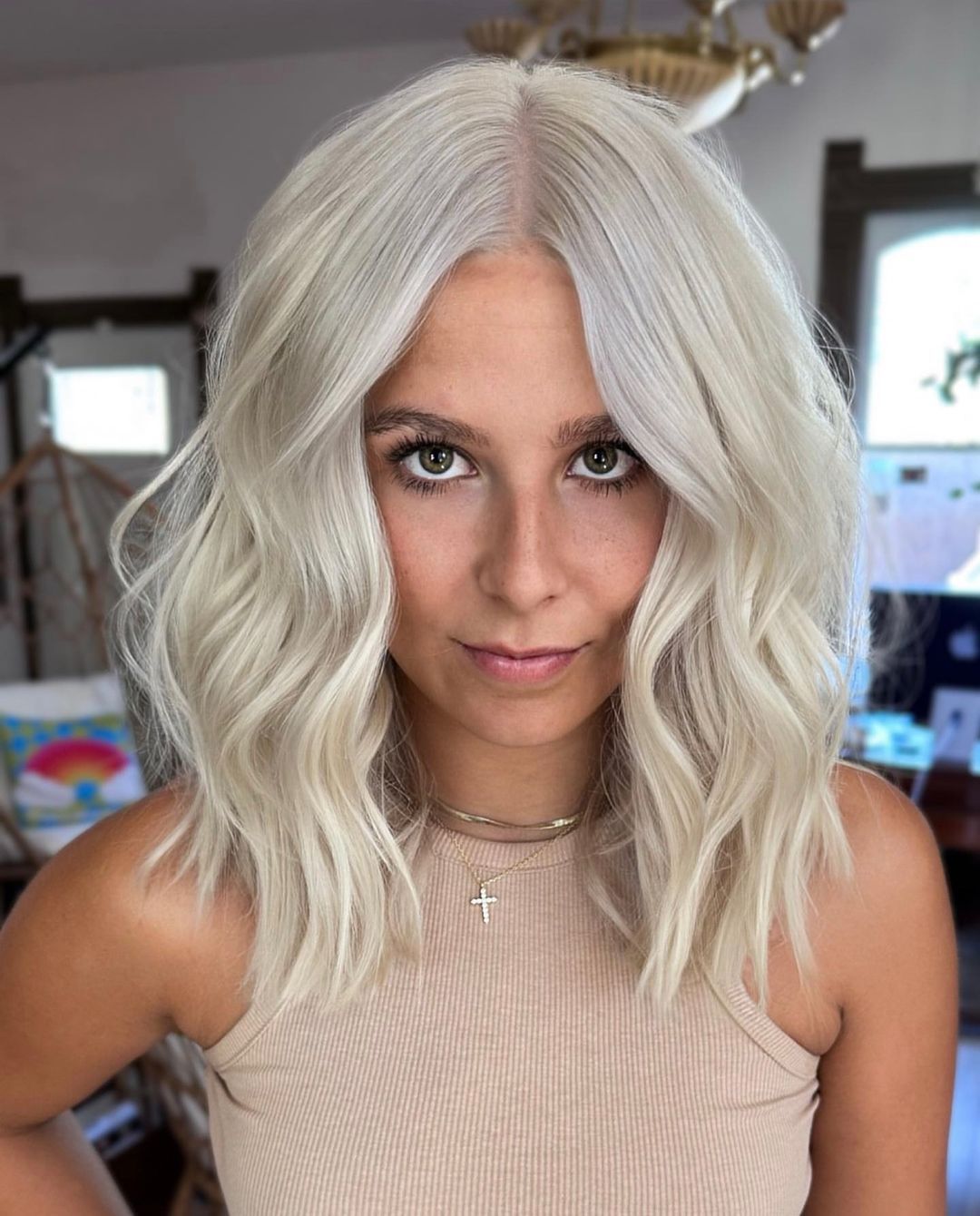 Montana Schmidt — Platinum ONESHOT Hair Awards entry