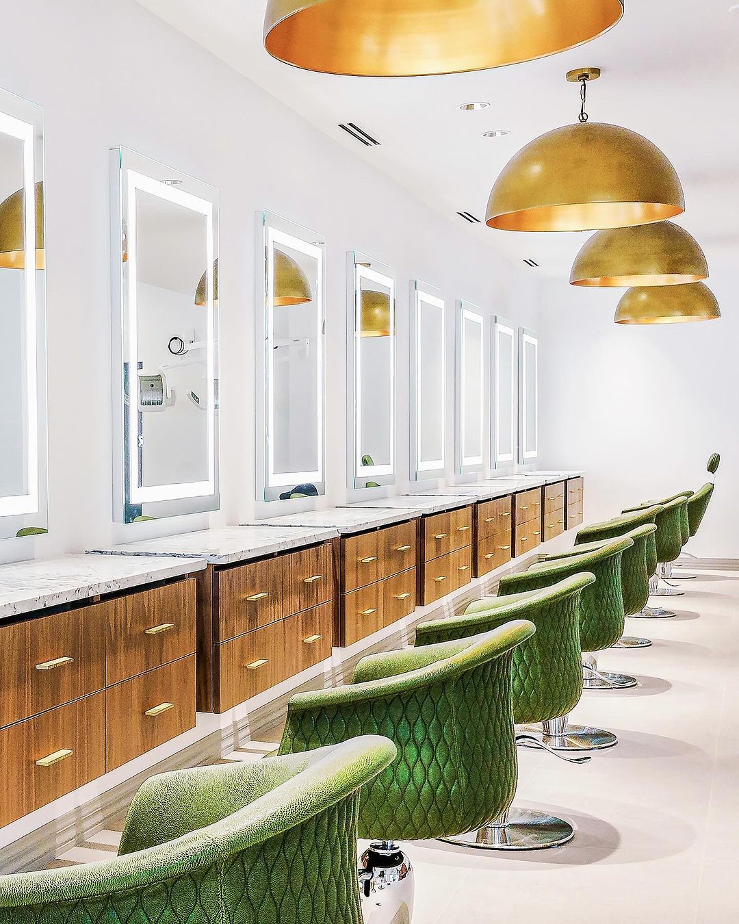 Jessie Dee — Salon Decor ONESHOT Hair Awards entry