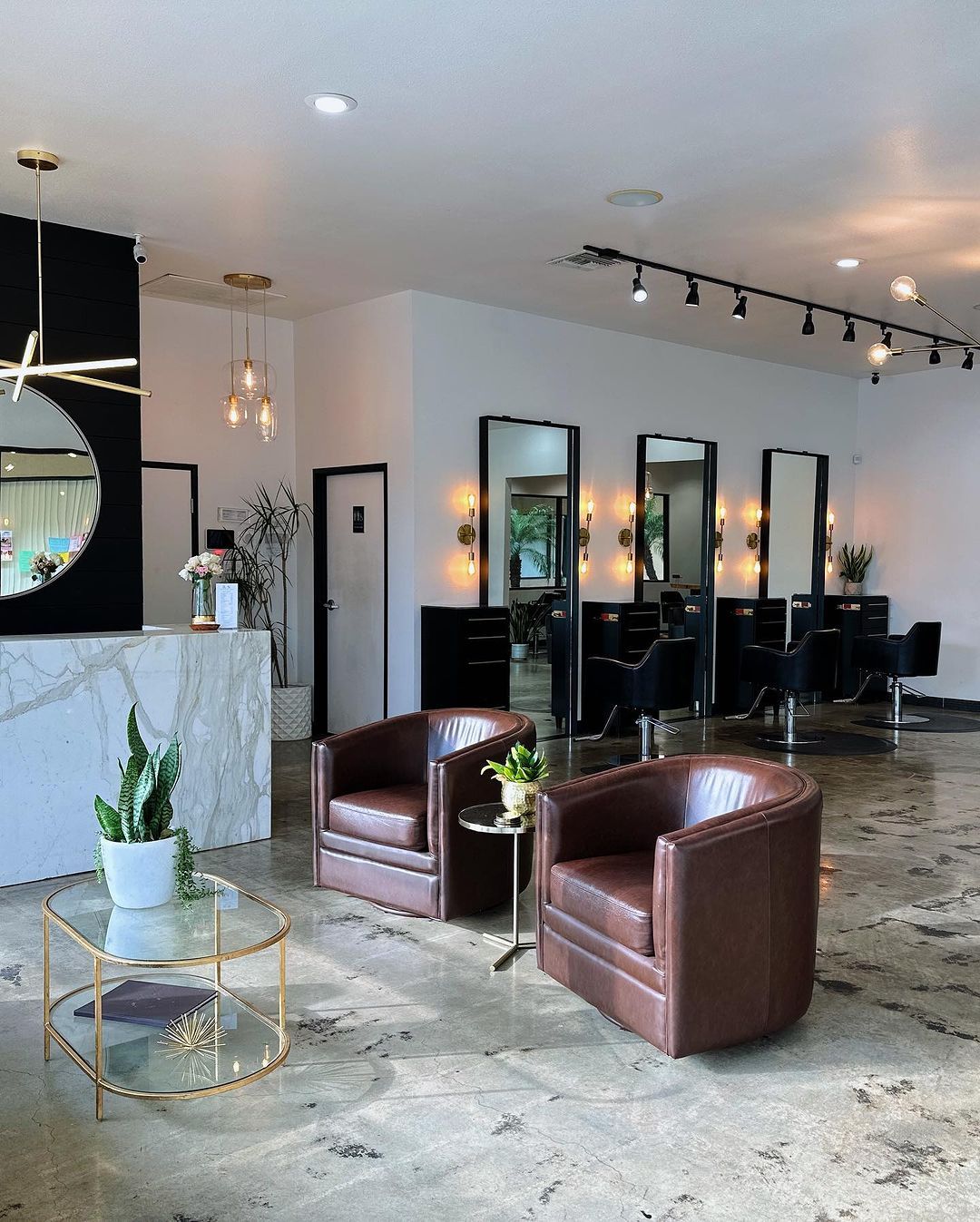 Jenna Bouz — Salon Decor ONESHOT Hair Awards entry