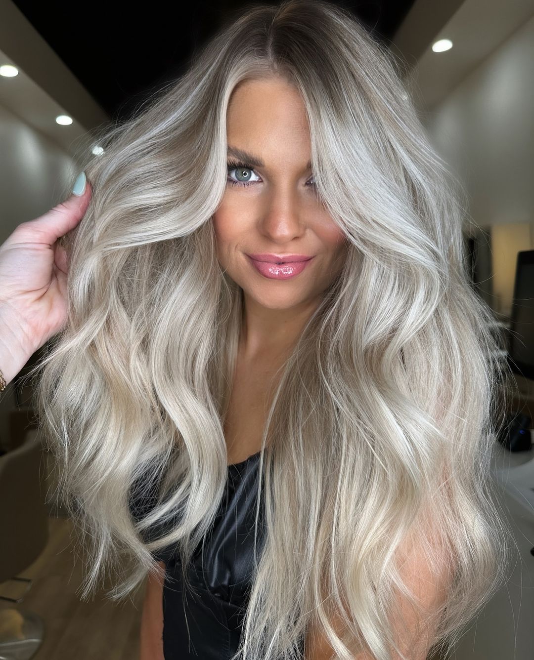 Lauren Goforth — Cool Balayage ONESHOT Hair Awards entry