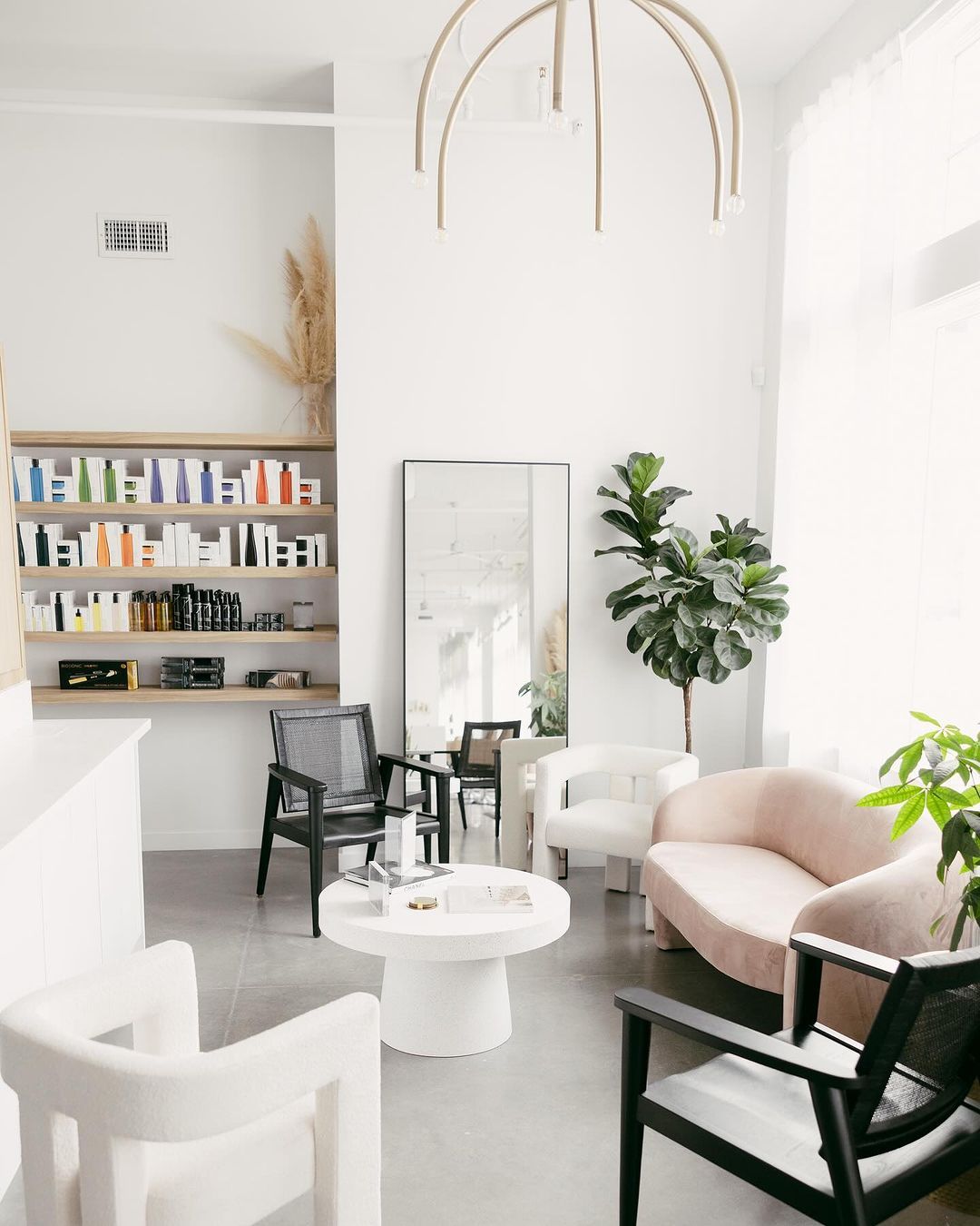 Nurosehairco — Salon Decor ONESHOT Hair Awards entry