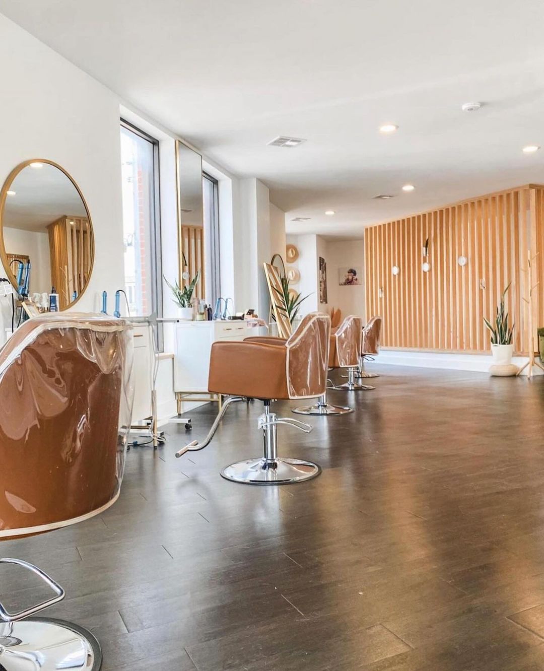 The Bungle Kc Novello — Salon Decor ONESHOT Hair Awards entry