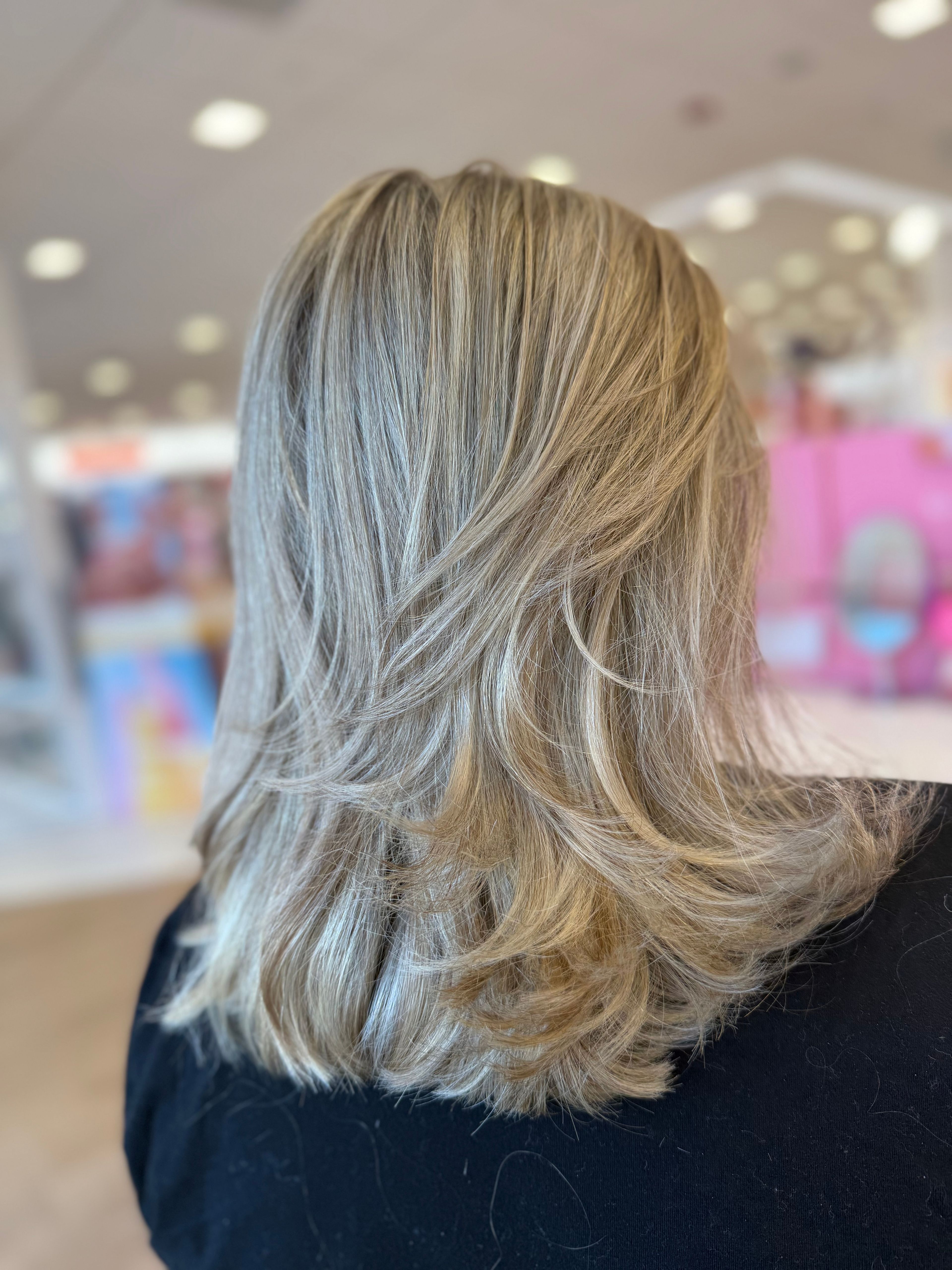 Allyson Sgroi — Blondes ONESHOT Hair Awards entry