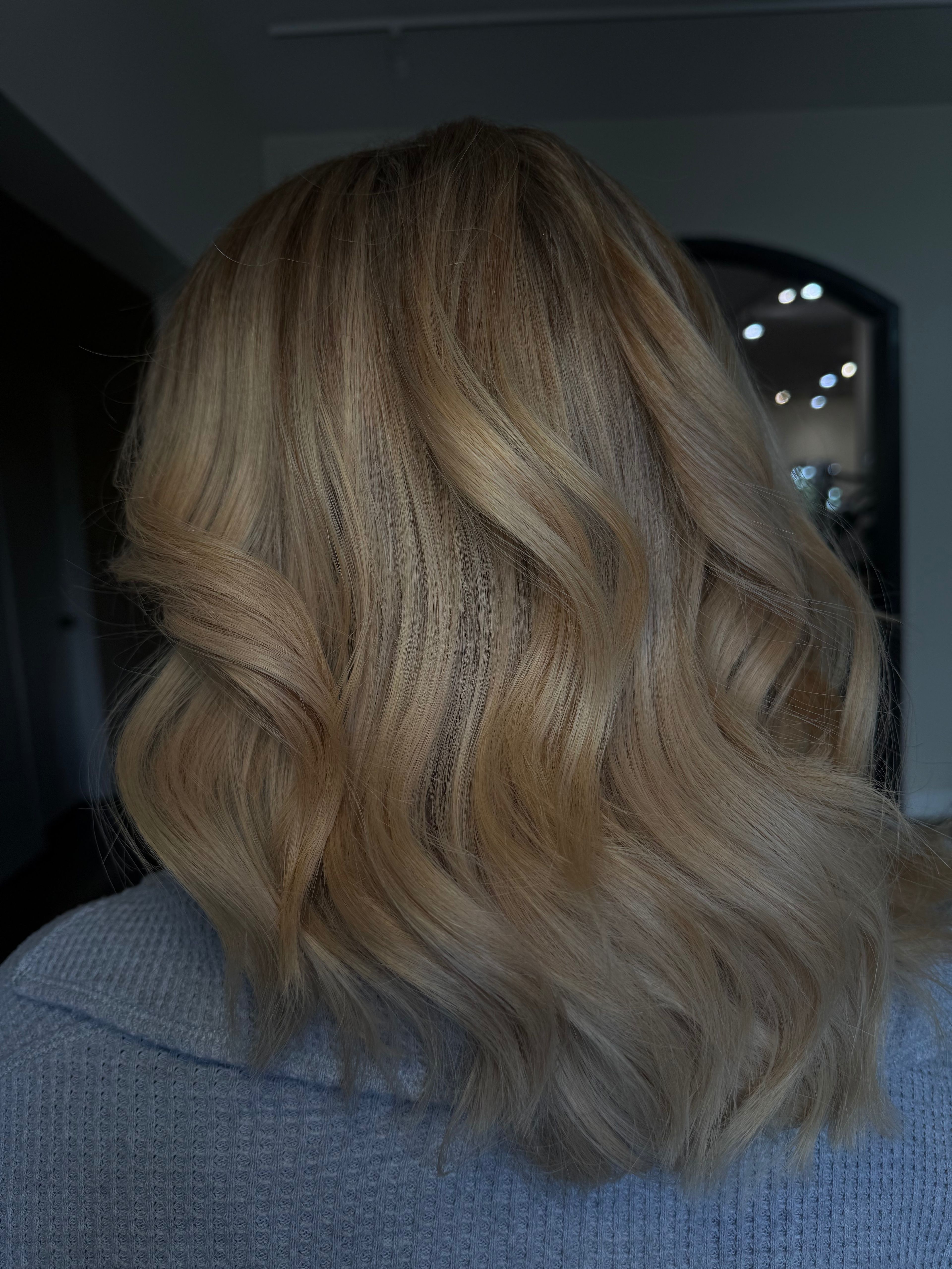 Nicole McQuery — Blondes ONESHOT Hair Awards entry