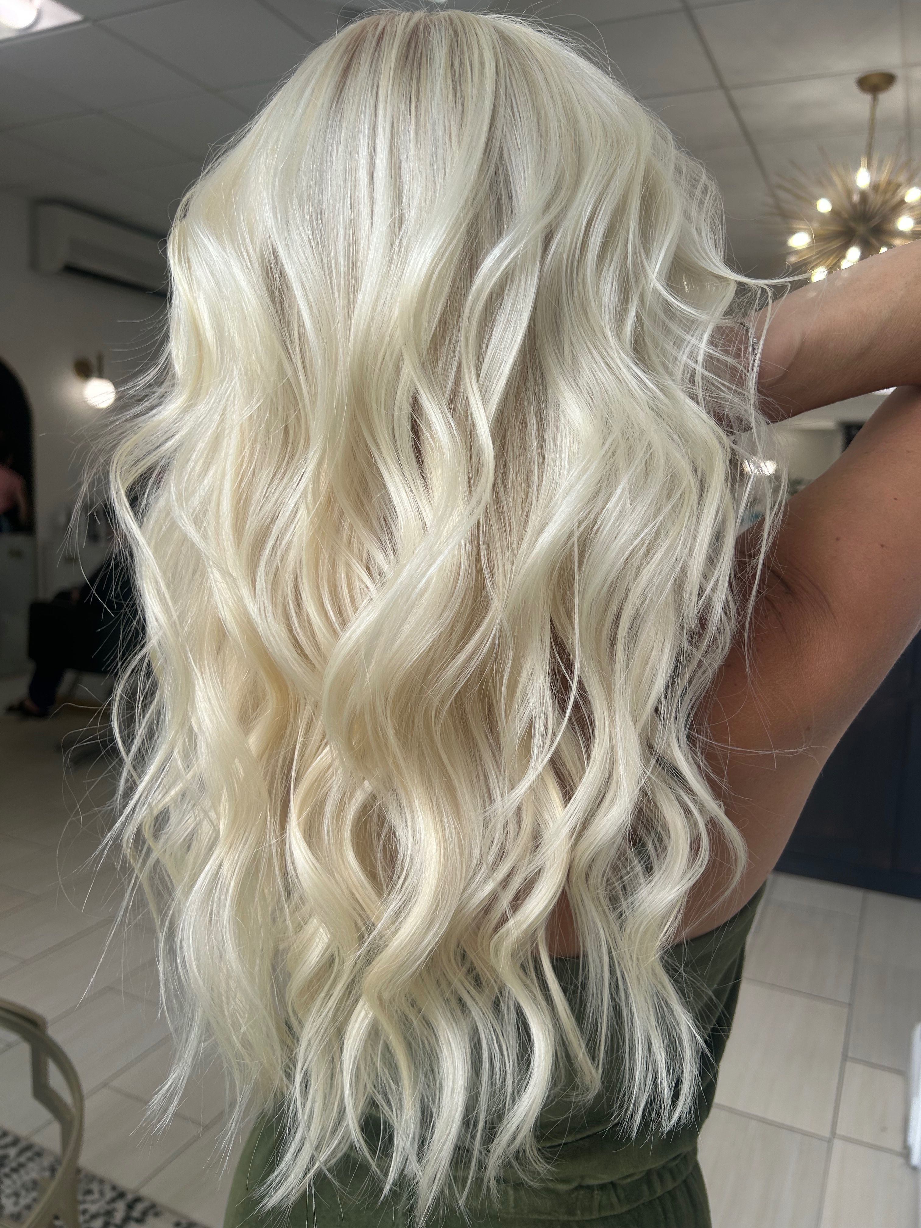 Camille Plourde — Platinum ONESHOT Hair Awards entry