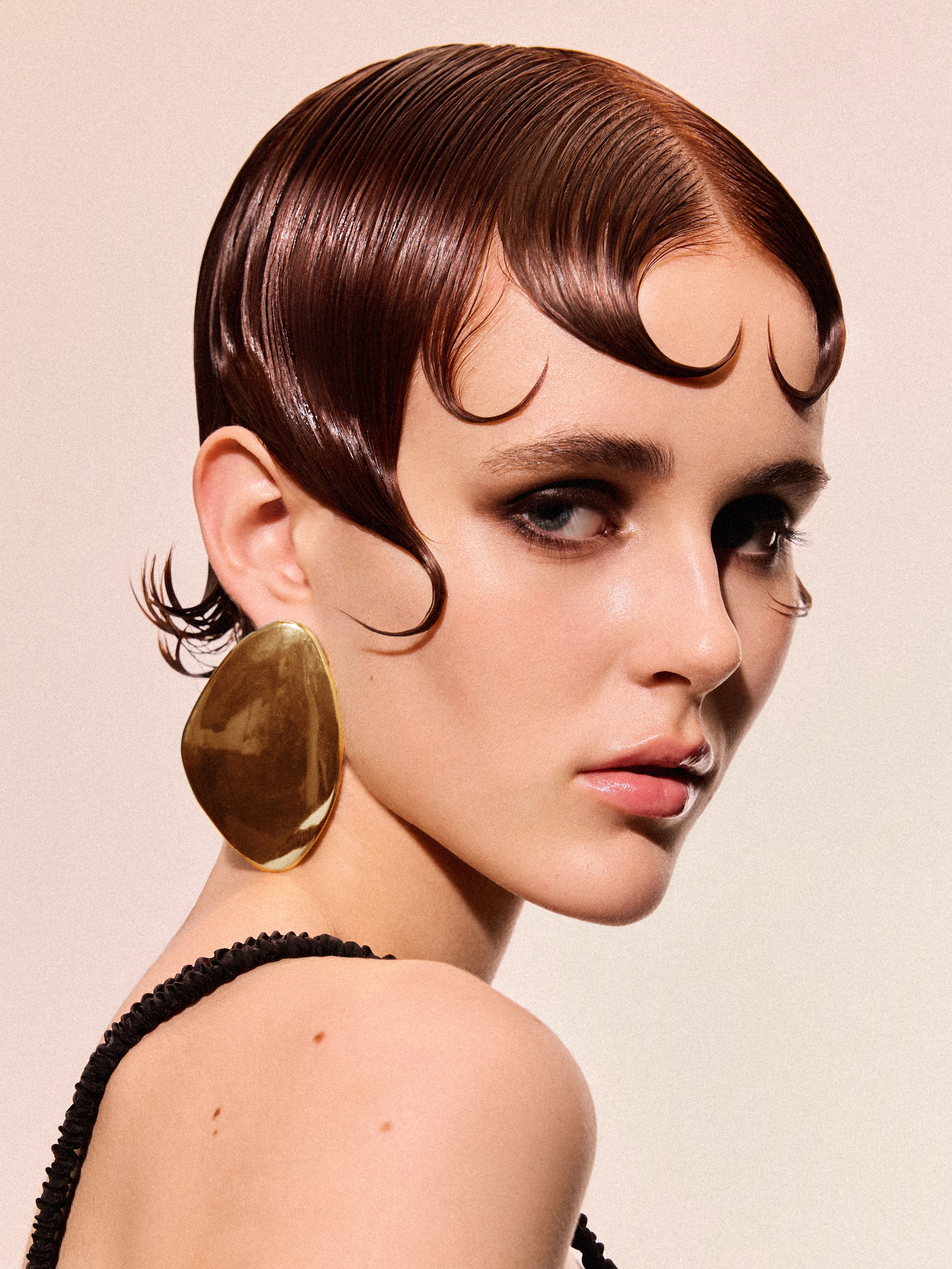 Anna Grashenkova — Editorial Makeup Shot ONESHOT Hair Awards entry