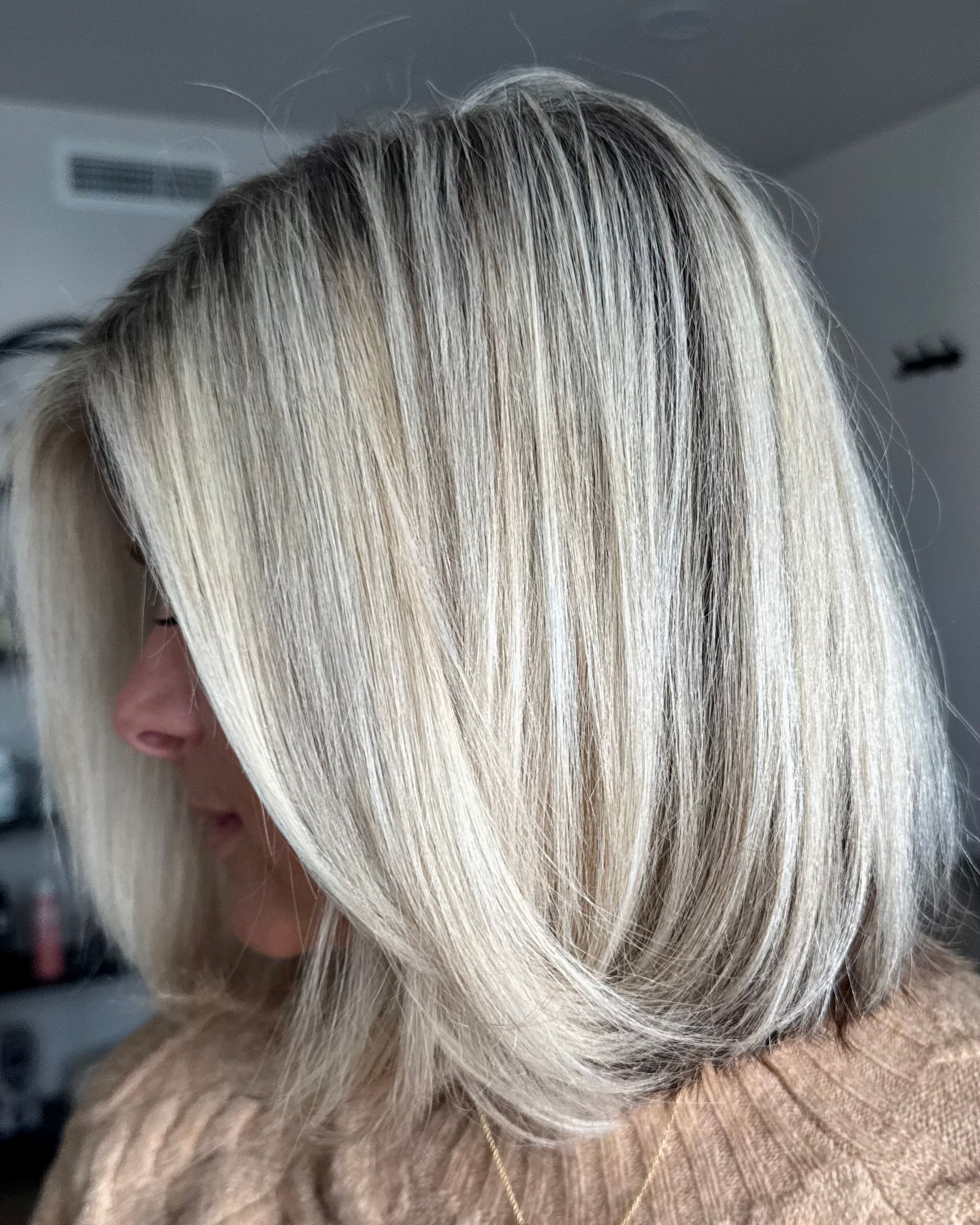 Sonya Molyneaux — Bob/Lob ONESHOT Hair Awards entry