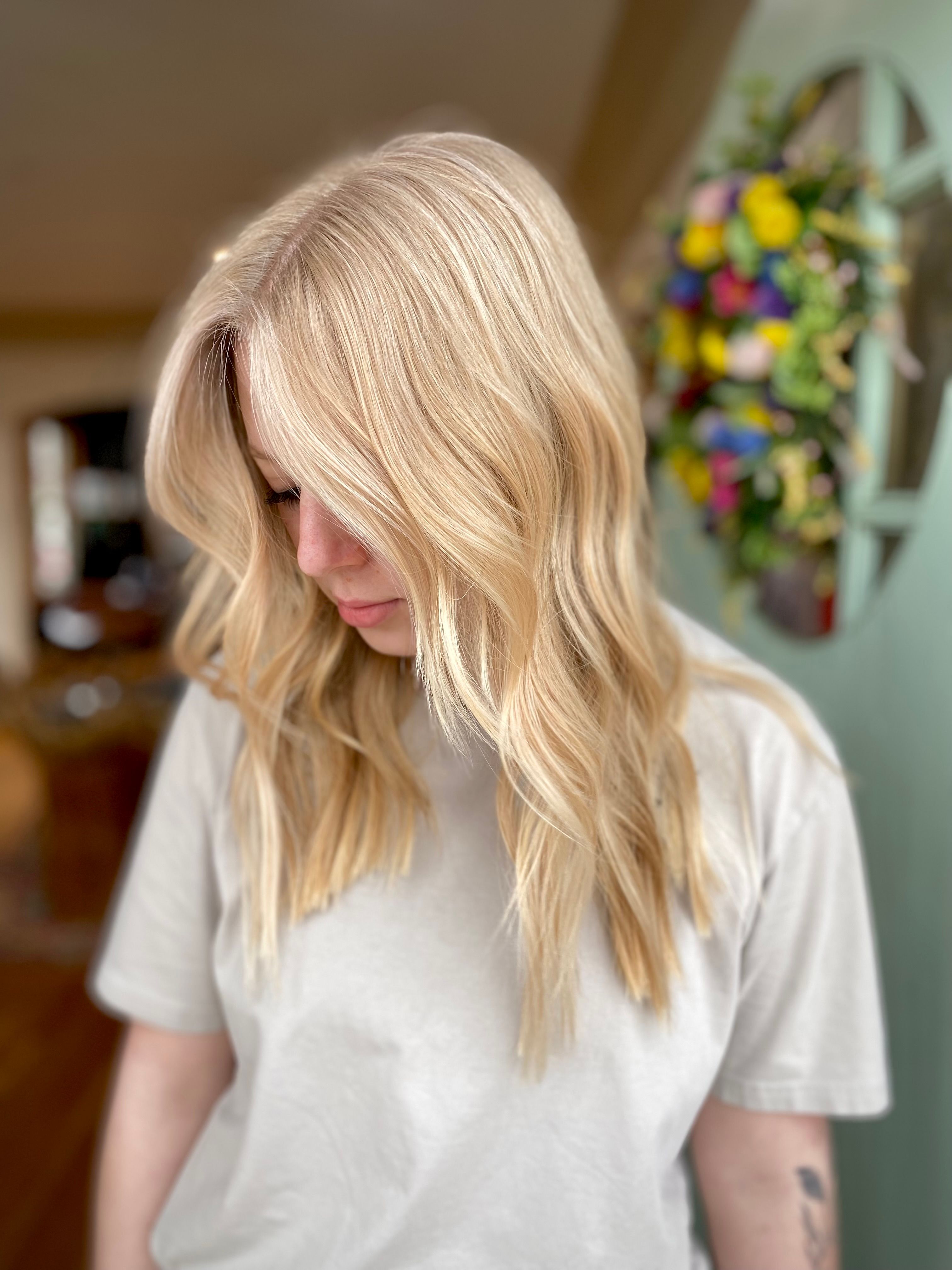 Gabbi VandeBossche — Blondes ONESHOT Hair Awards entry