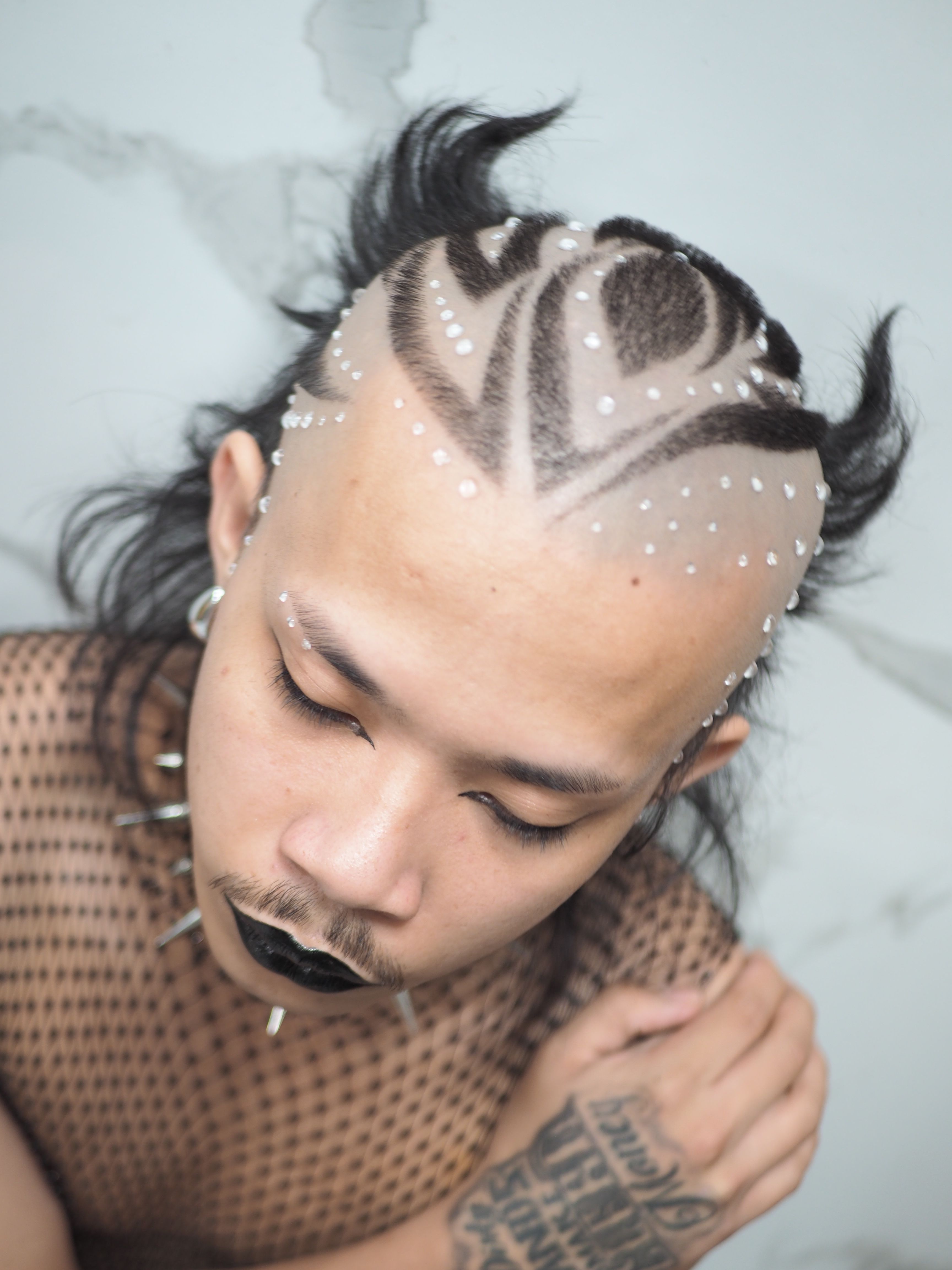 Symon Glori — Hair Tattoo ONESHOT Hair Awards entry