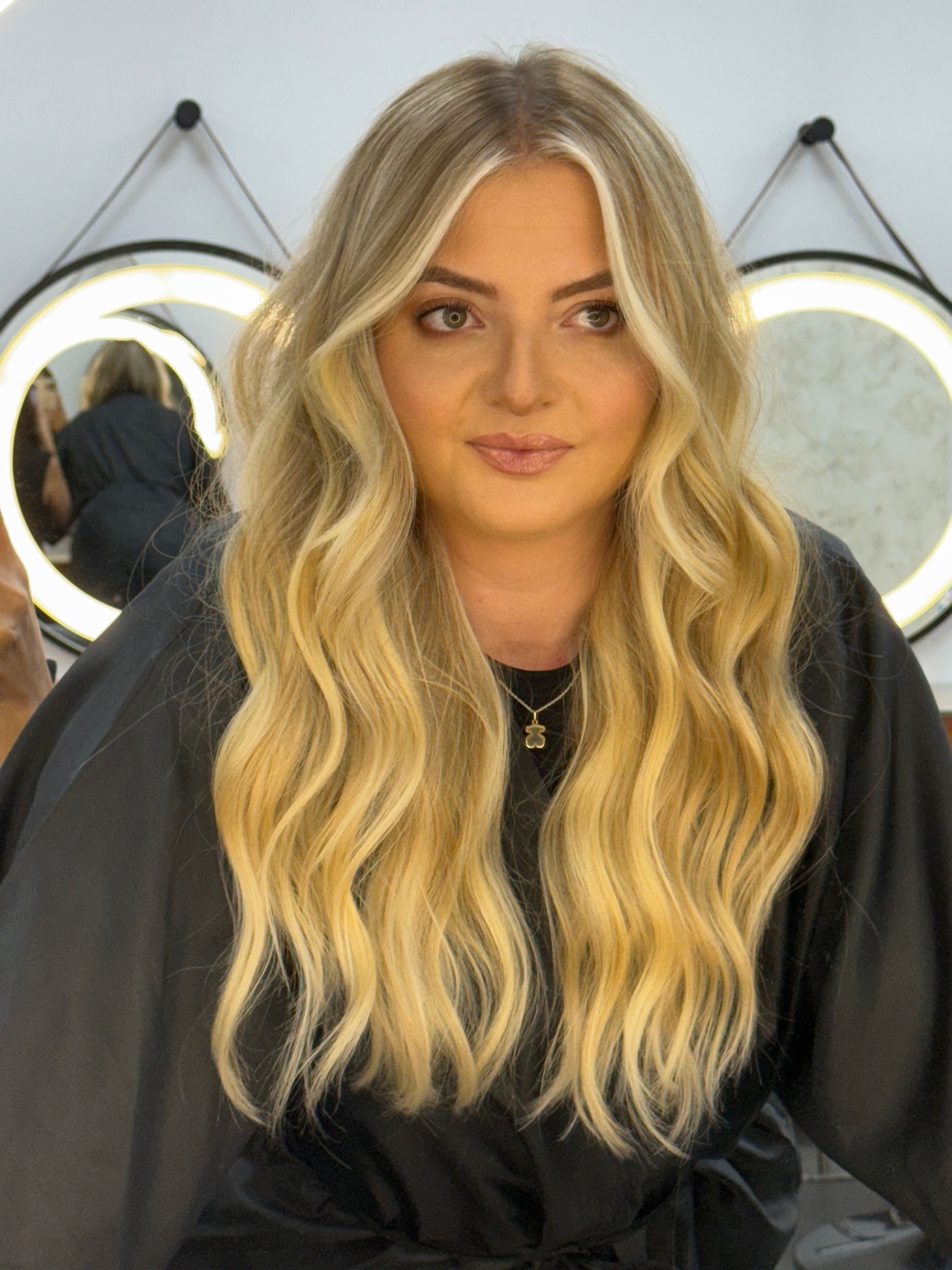 Fabíola Ana Da Silva — Cool Balayage ONESHOT Hair Awards entry