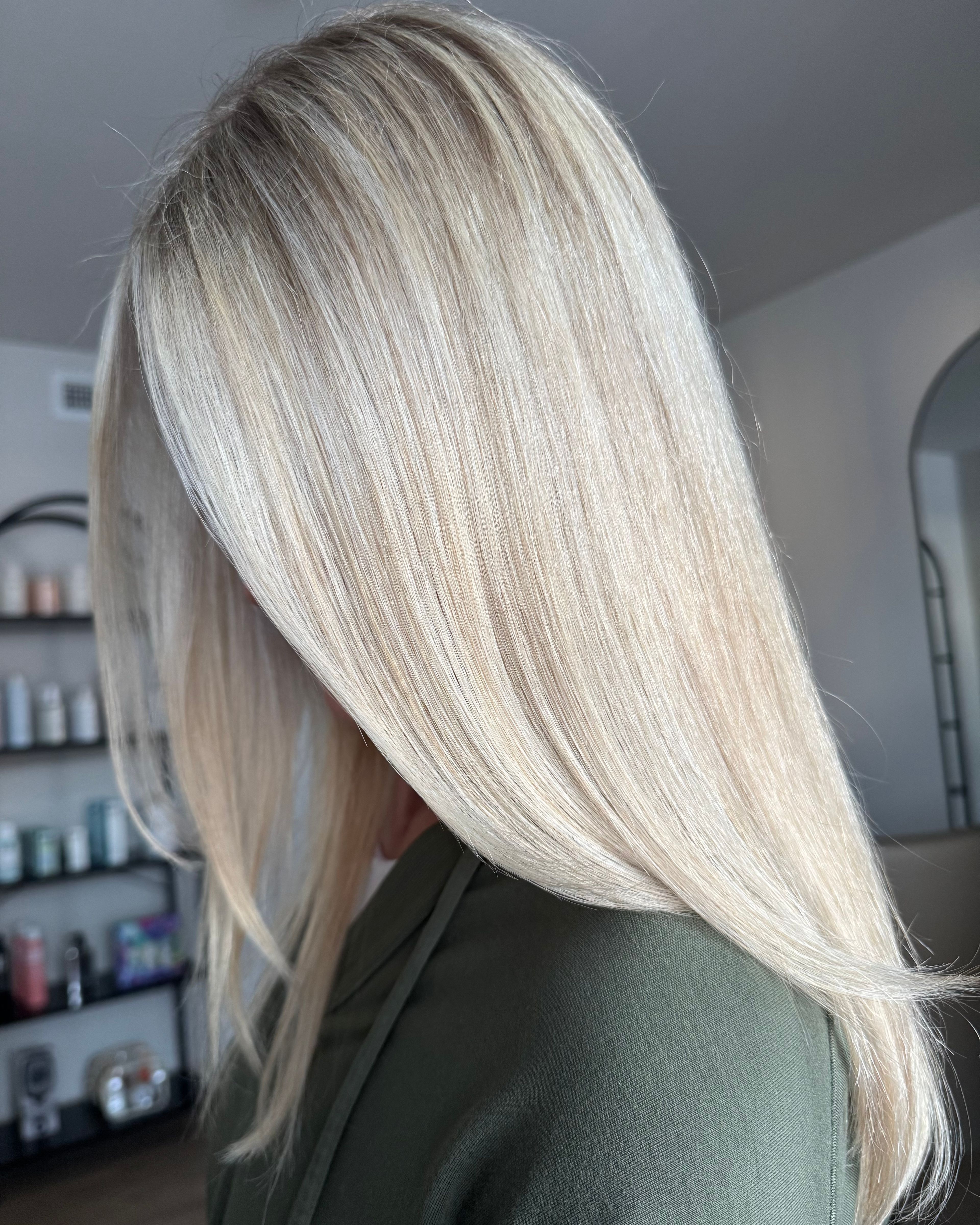 Sonya Molyneaux — Platinum ONESHOT Hair Awards entry