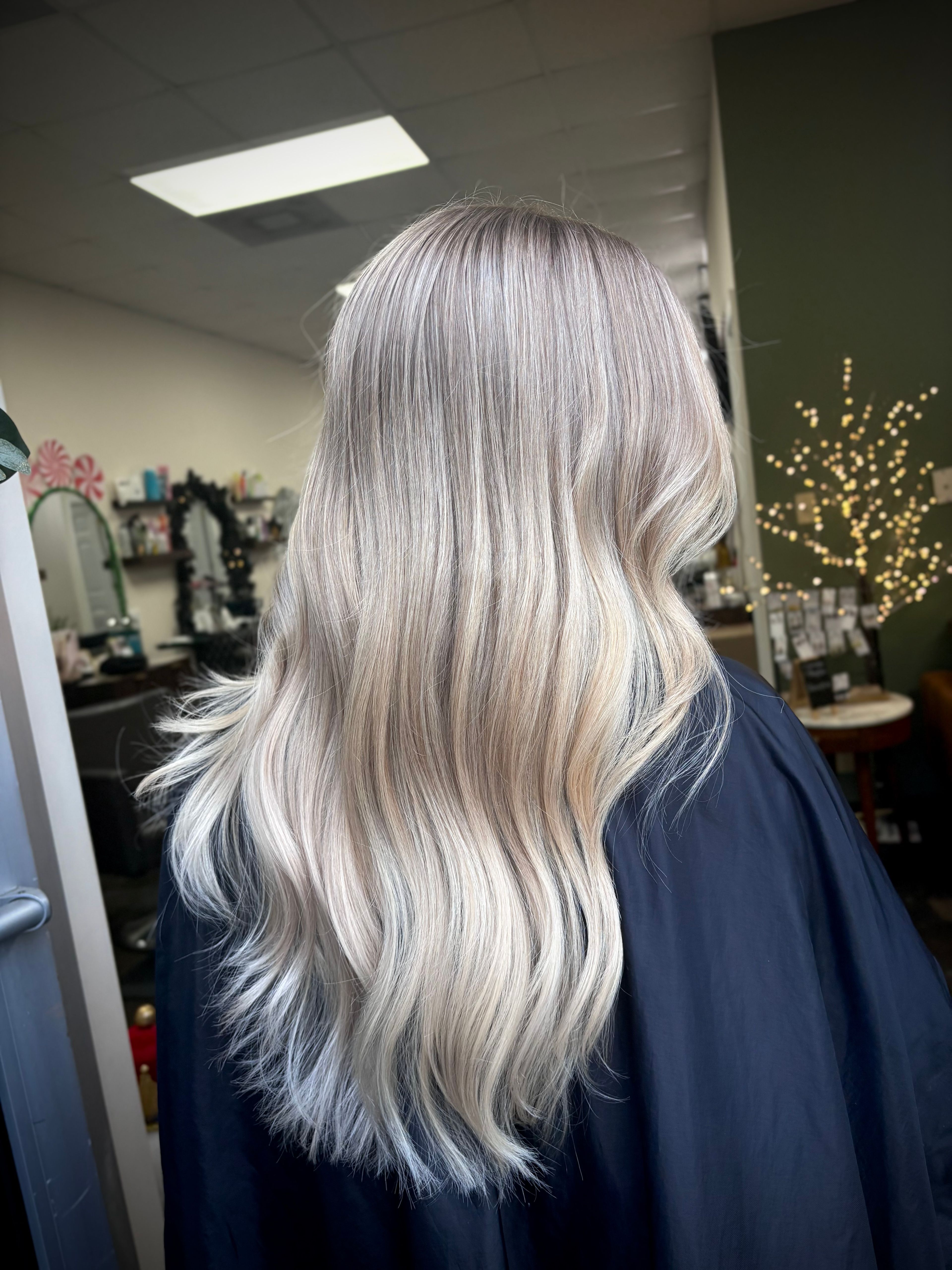 Mariah LaPlant — Blondes ONESHOT Hair Awards entry