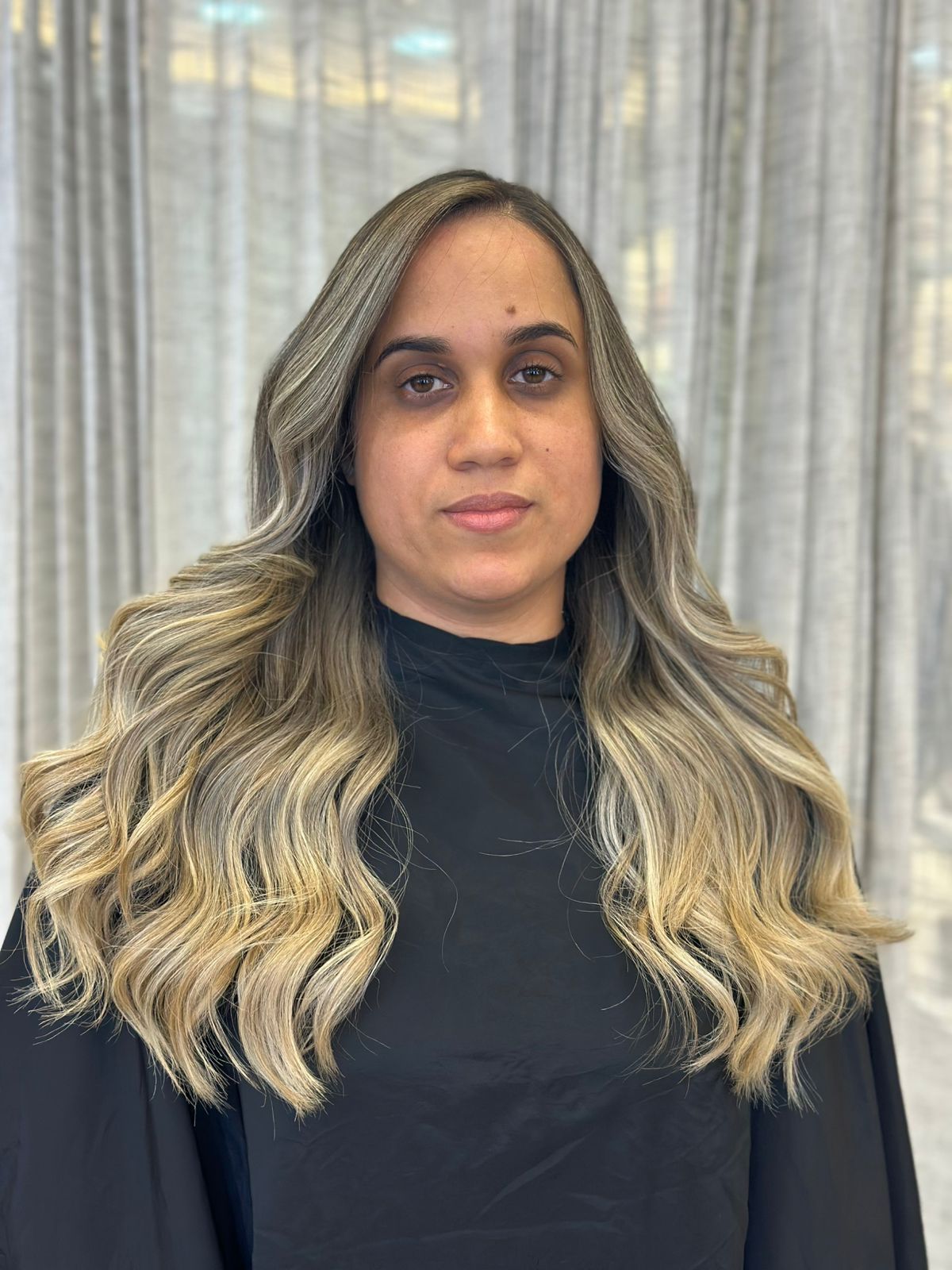 Mallelin Aracena — Blondes ONESHOT Hair Awards entry