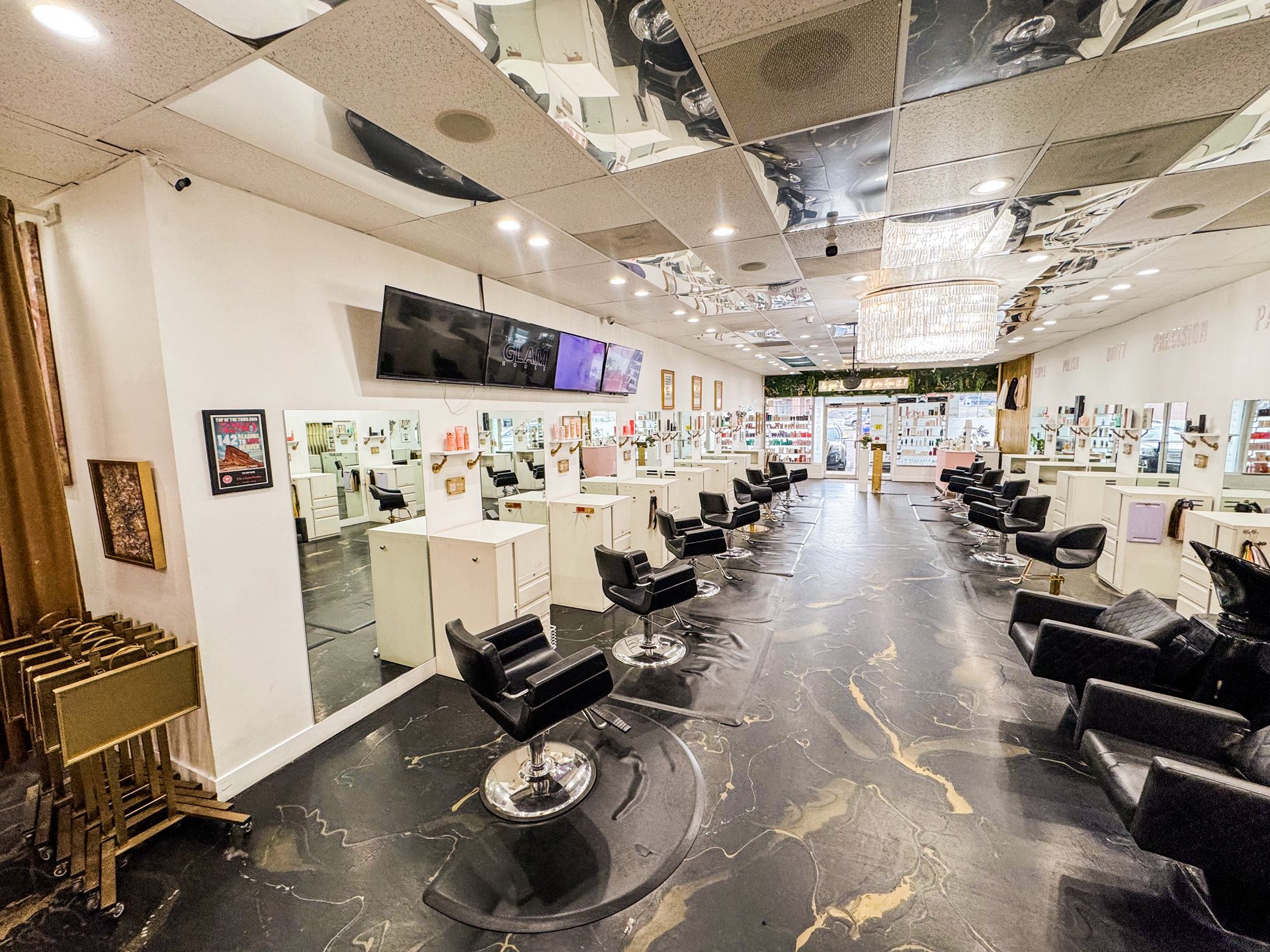 Sara Goldstein — Salon Decor ONESHOT Hair Awards entry