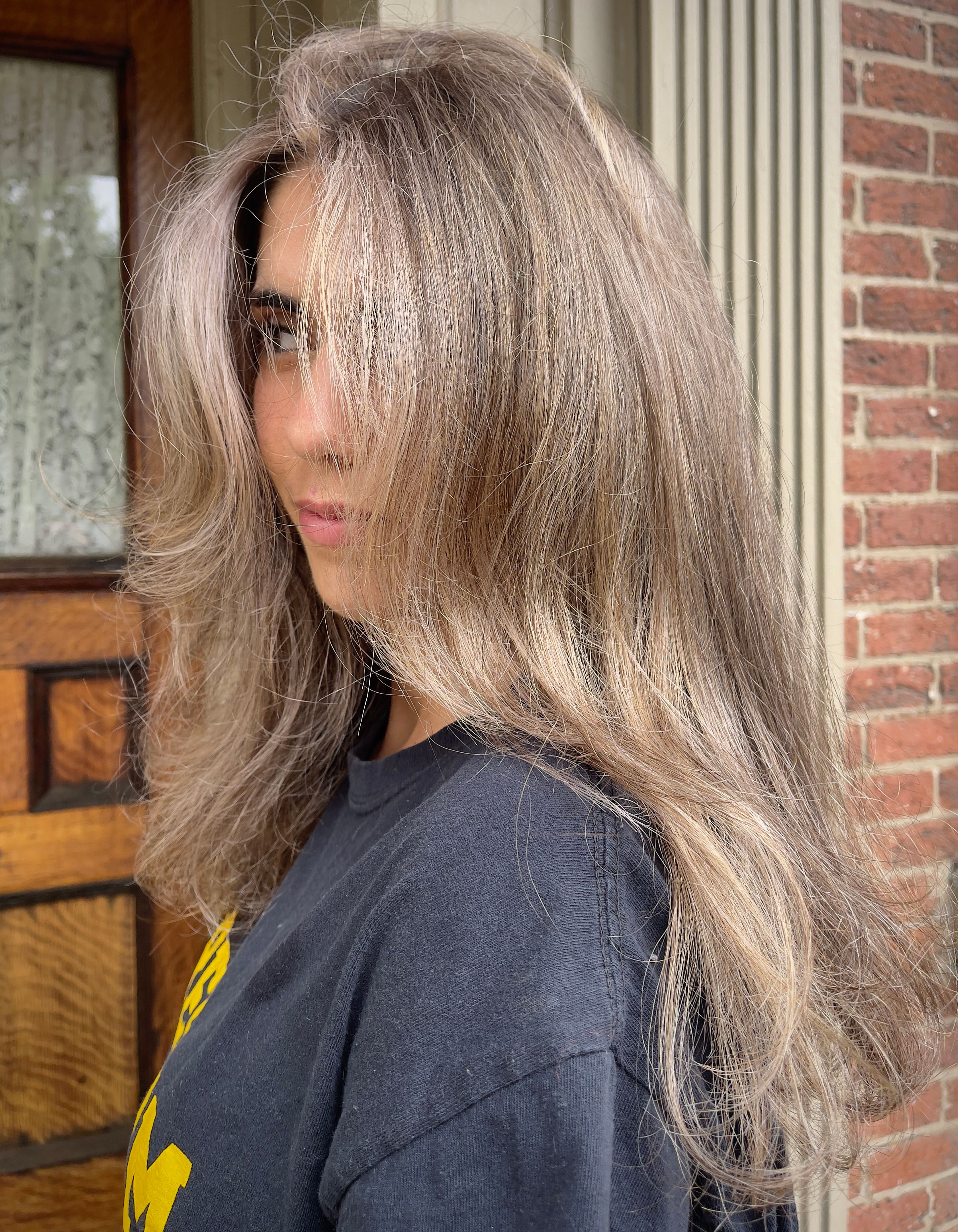 Alyssa Oswald — Blondes ONESHOT Hair Awards entry